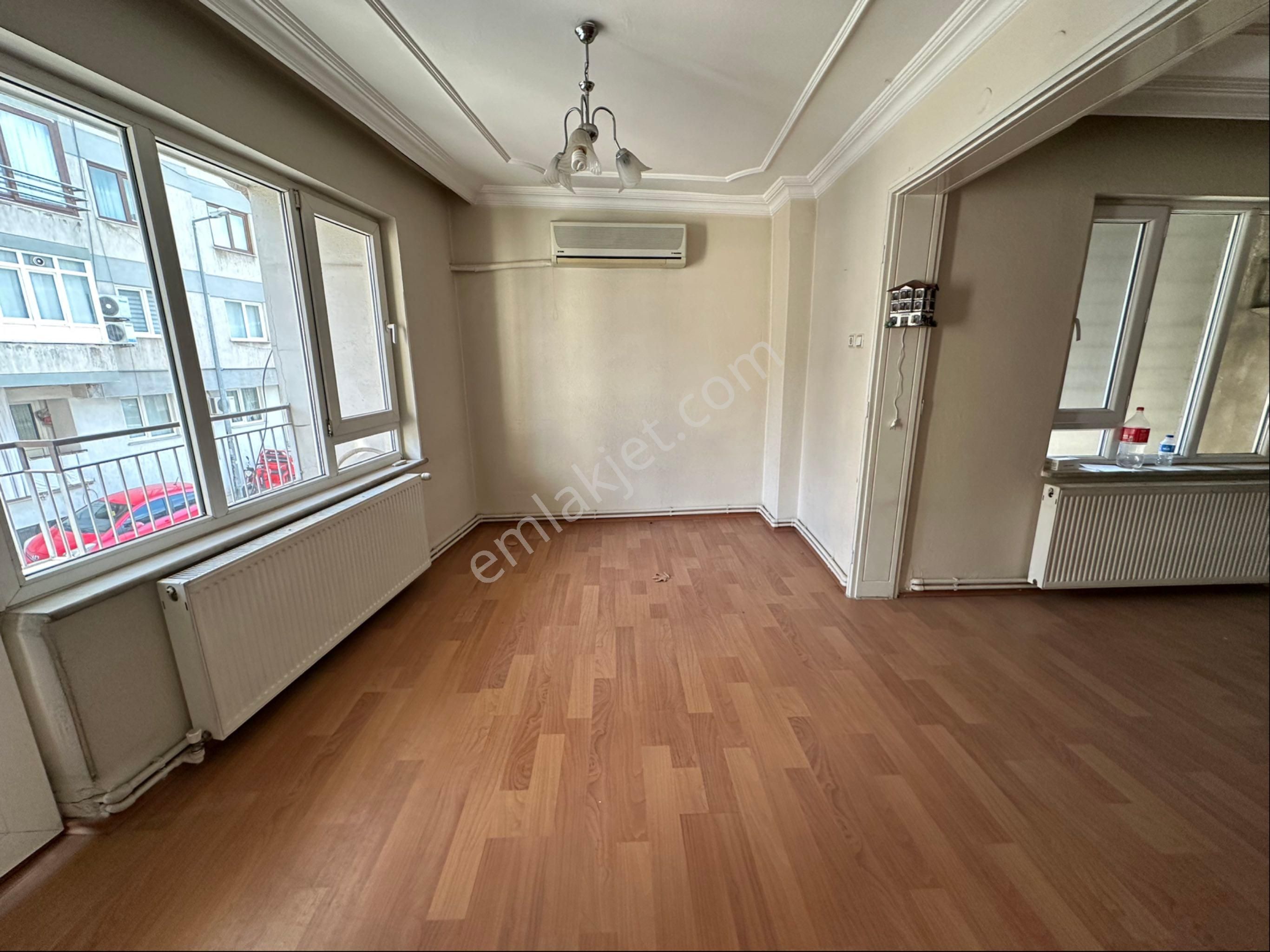 Merkezefendi Sırakapılar Kiralık Daire Kiralık Daire 2+1 Cadde Üzeri Arakat Daire