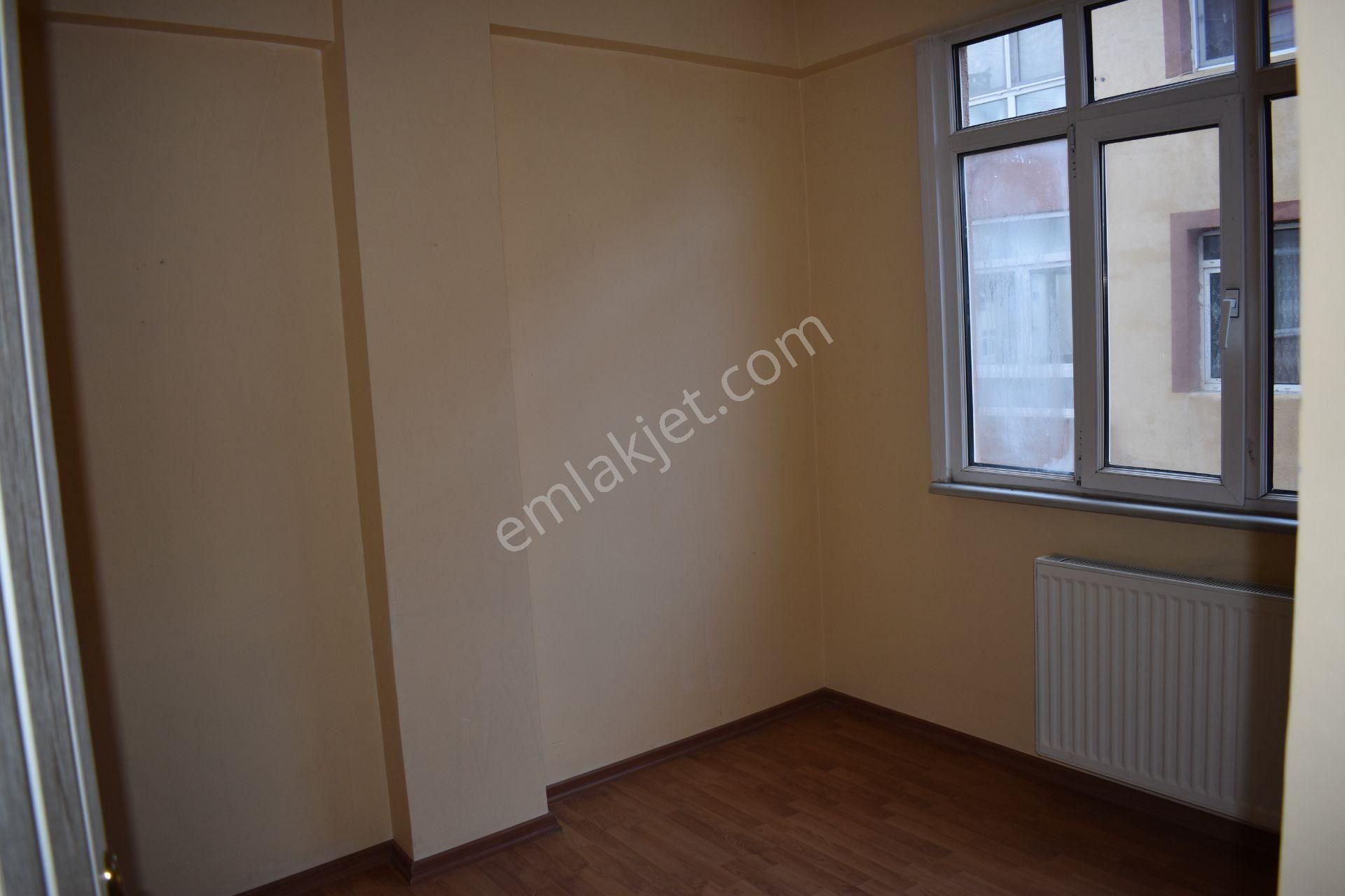 Büyükçekmece Fatih Mah İçi Yapılı Temiz Merkezi 2+1 Satılık Daire - Görsel 16