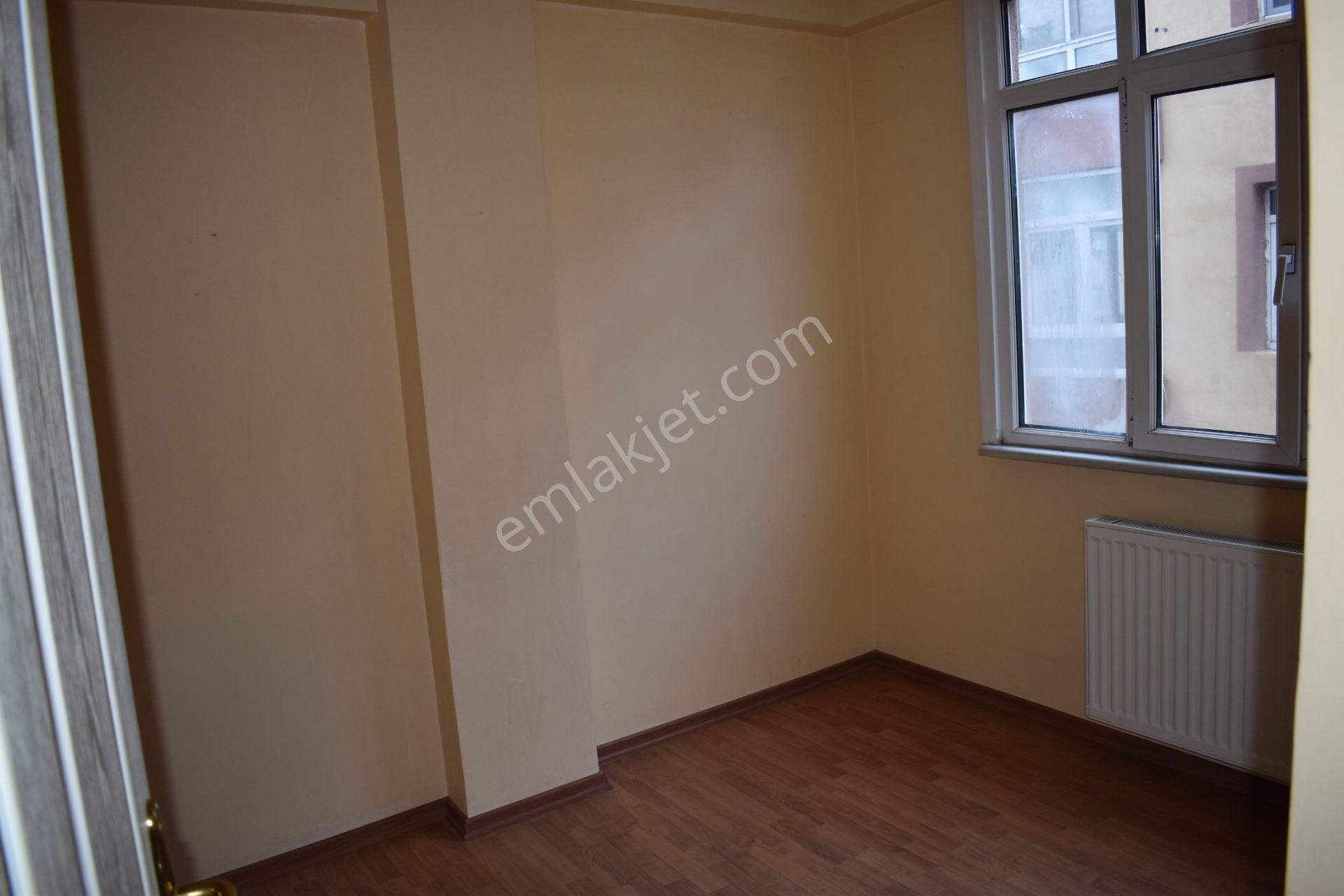 Büyükçekmece Fatih Mah İçi Yapılı Temiz Merkezi 2+1 Satılık Daire - Görsel 18
