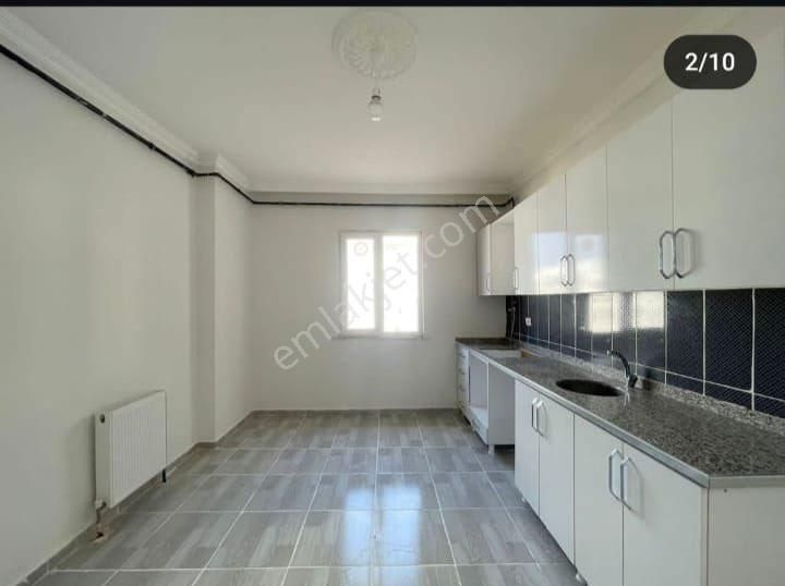 Artuklu 13 Mart Kiralık Daire Akkuş Emlak’tan Kiralık 2+1 Daire