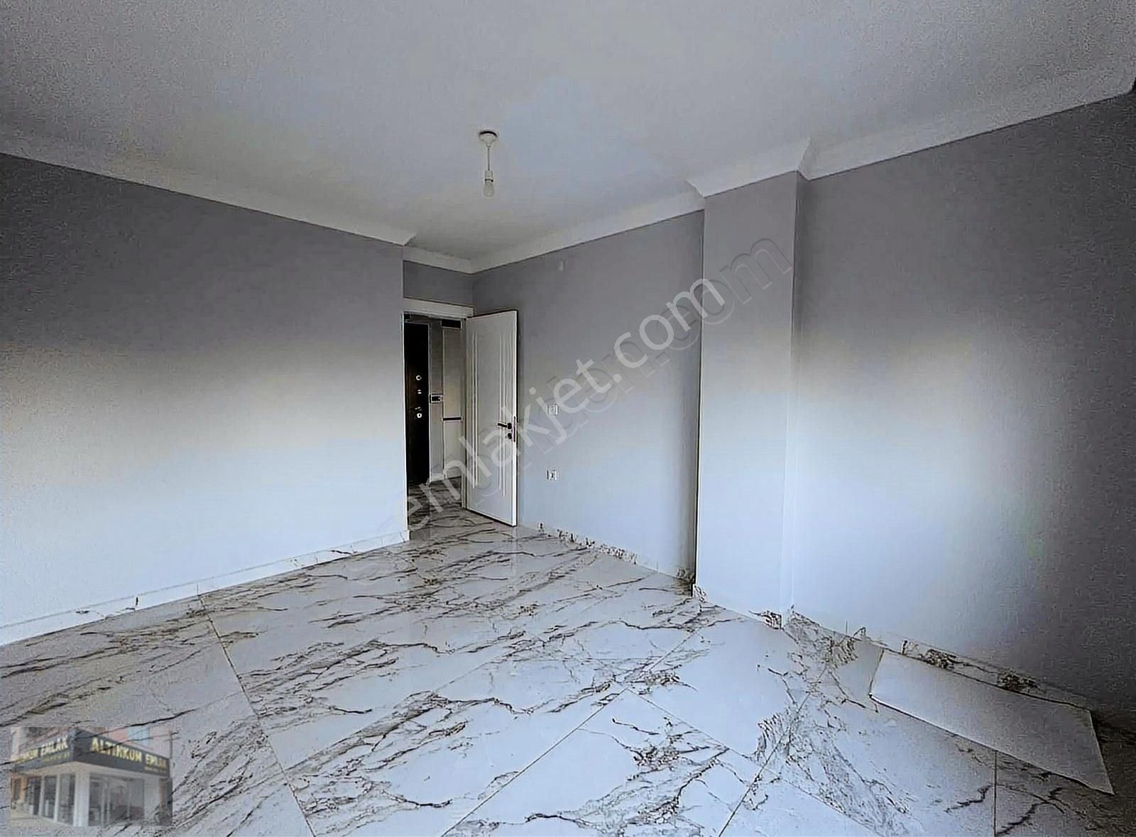 Ayvalık'ta Yüzme Havuzlu 1+1 2+1 Satılık Daireler - Görsel 29