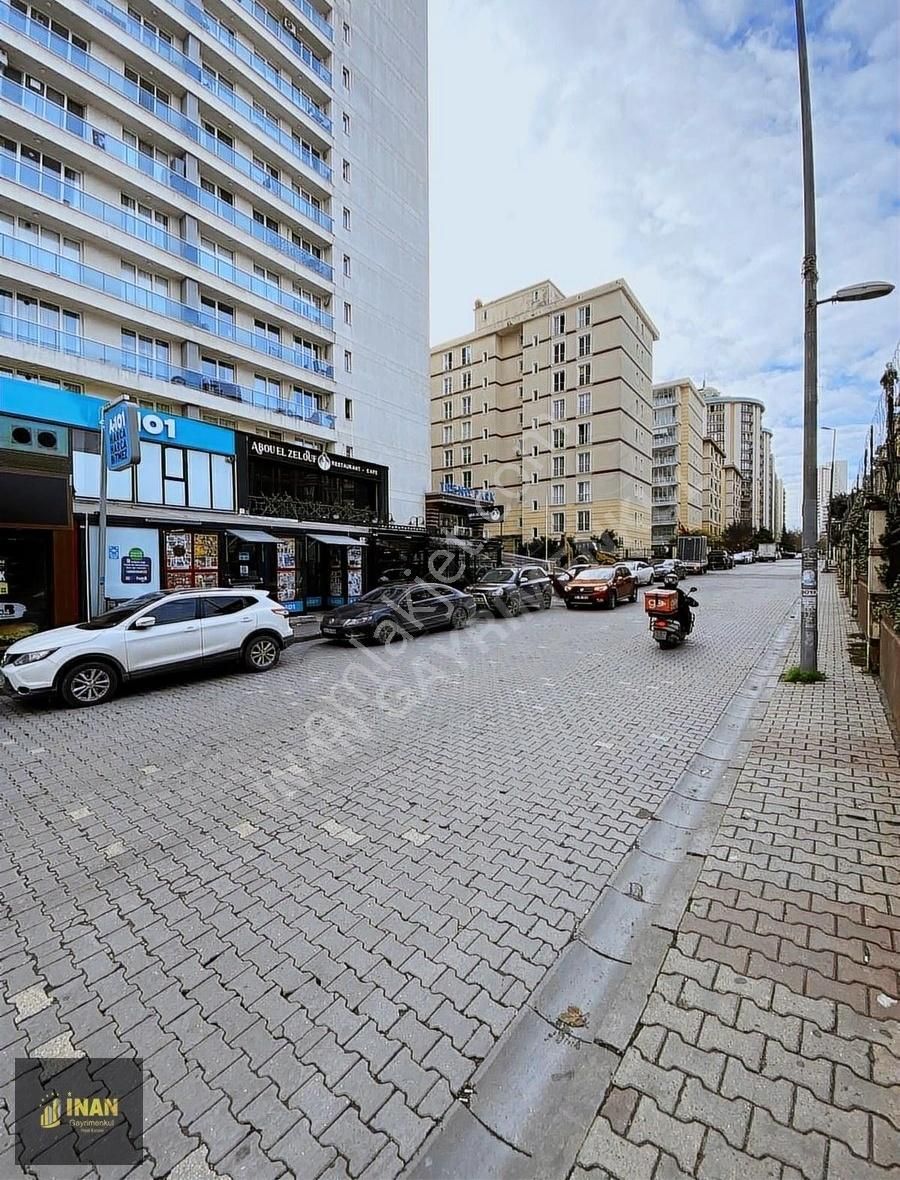 Esenyurt Barbaros Hayrettin Paşa Kiralık Dükkan & Mağaza Cumhurıyet Mahallesı 450 M2 Duz Giris Kiralık Dükkan