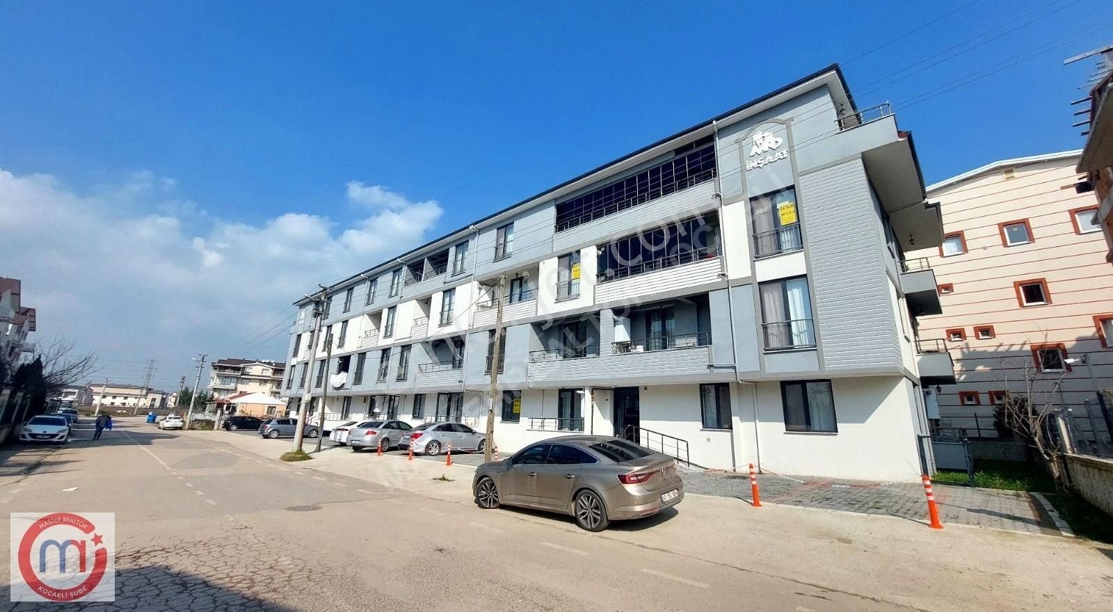 Kartepe Uzunçiftlik Satılık Daire Masterrealtor Kartepe Uzunçiftlik 2+1 Çatı Dubleks Satılık Daire