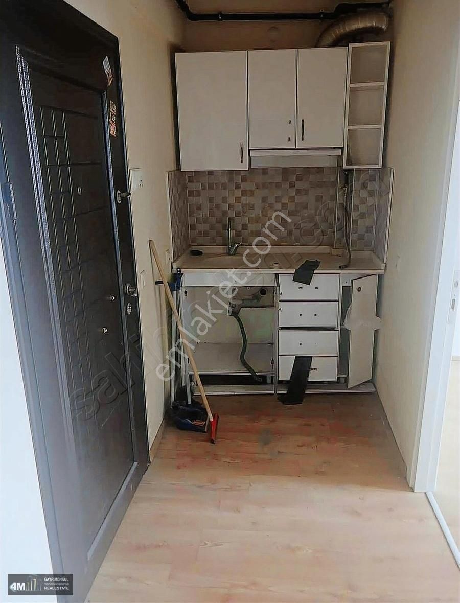 Tepebaşı Şirintepe Kiralık Daire Şirintepe, Aü Eczacılık Girişi Yakını Kiralık Ara Kat 1+1 Apart