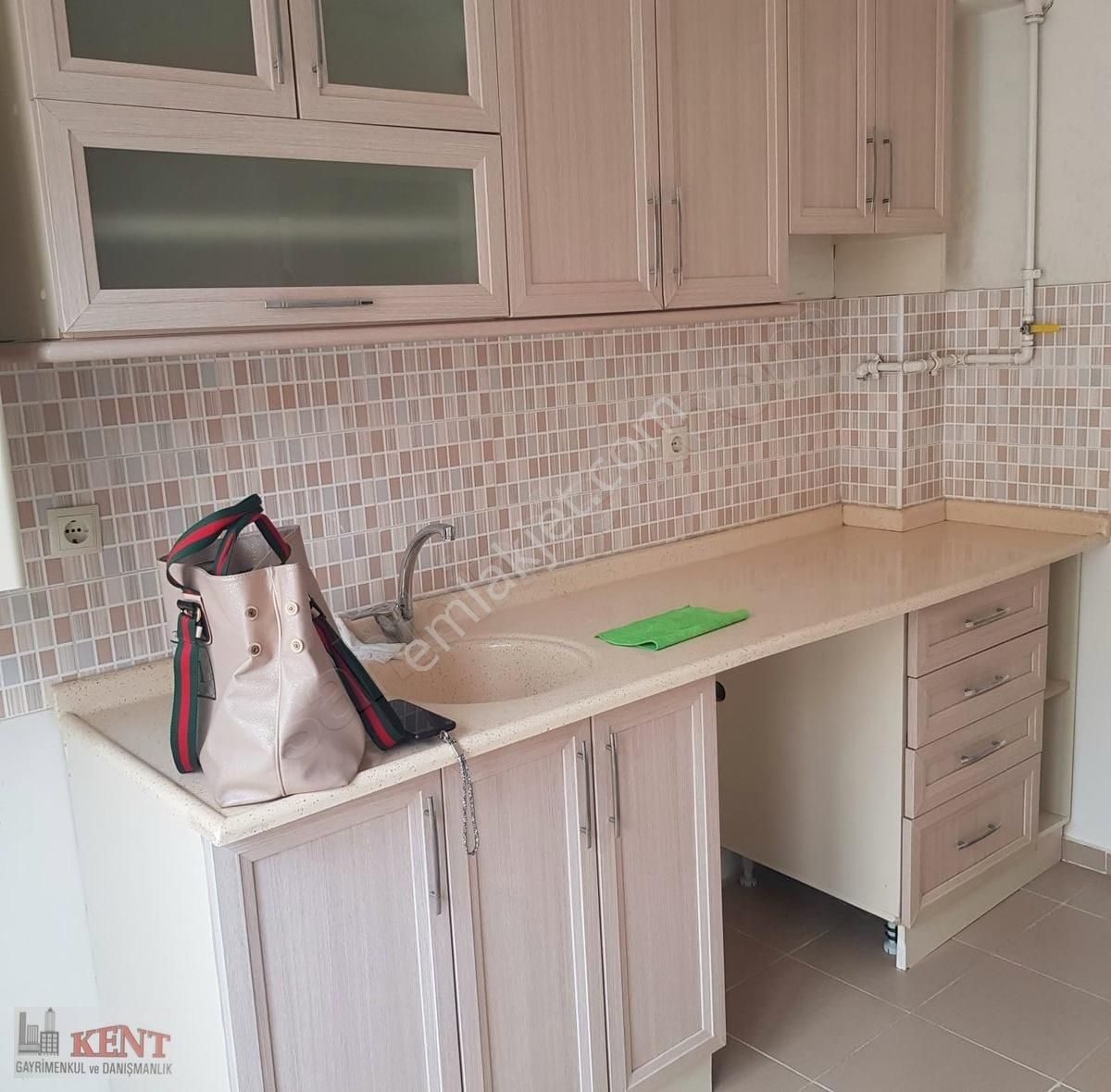 Tepebaşı Hacı Seyit Kiralık Daire Çarşıya Yakın 1+1 Kiralık Apart