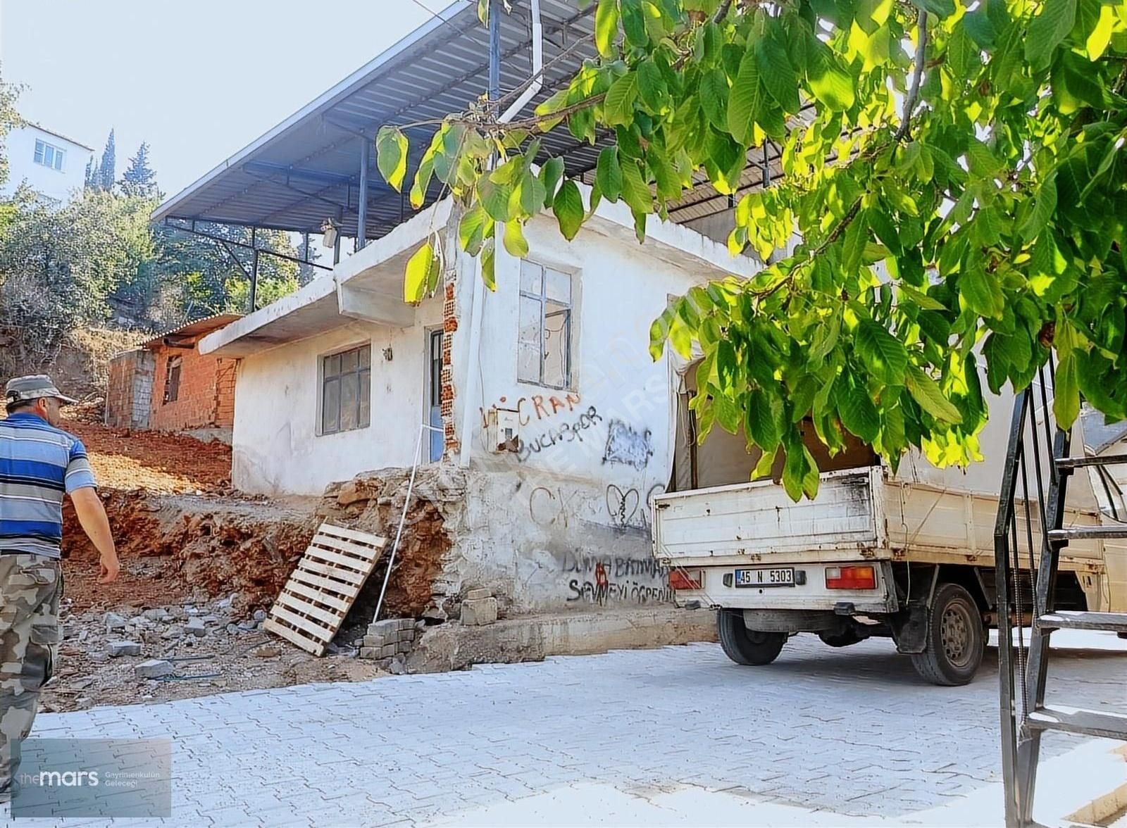 Kemalpaşa Yiğitler Satılık Villa İmarlı The Mars'tan Kemalpaşa Yiğitler 'de Satılık İmarlı Arsa