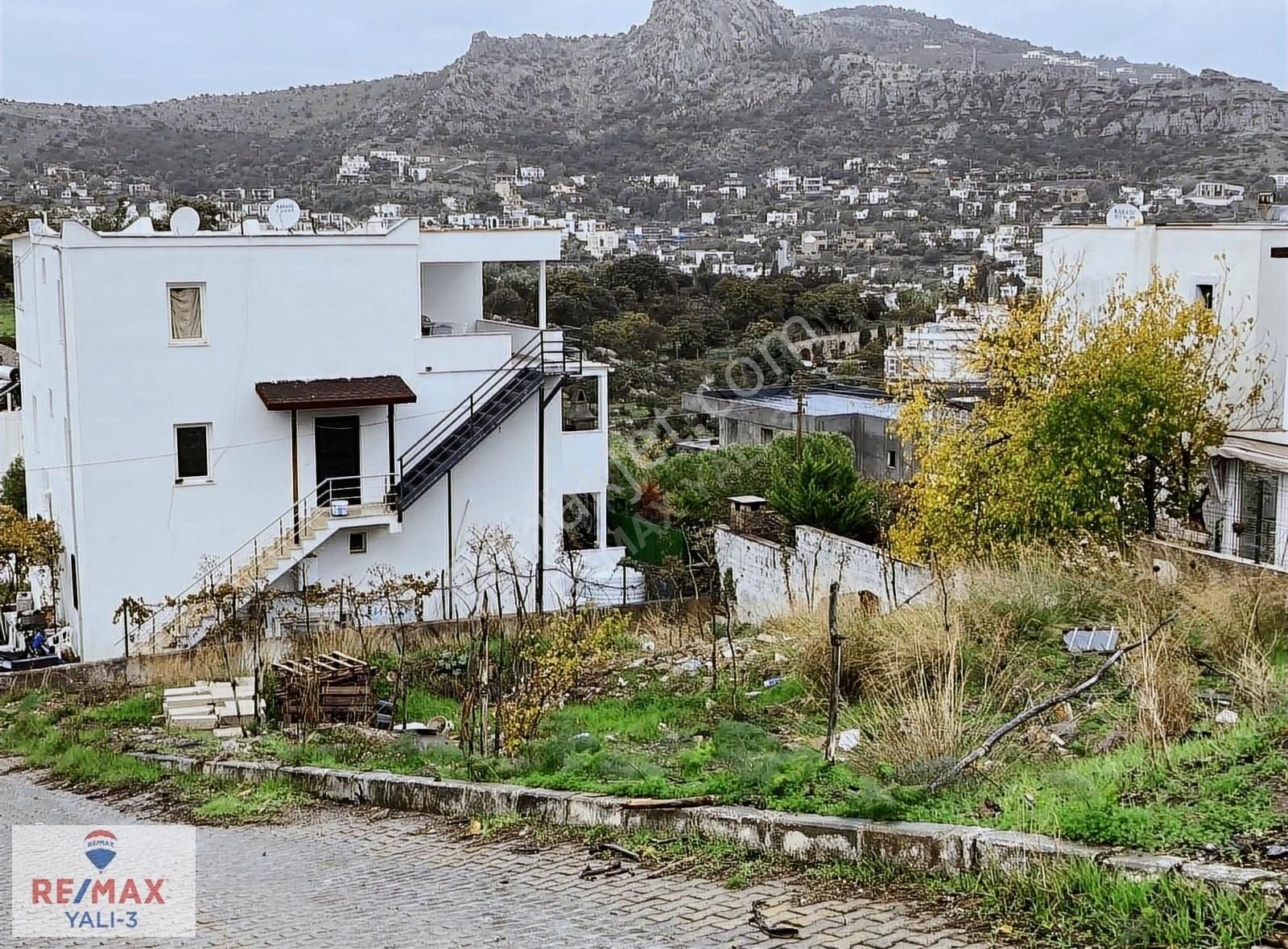 Bodrum Türkbükü Satılık Konut İmarlı Re/max Yalı'dan Bodrum Türkbükü'nde Sahile Yakın Arsa