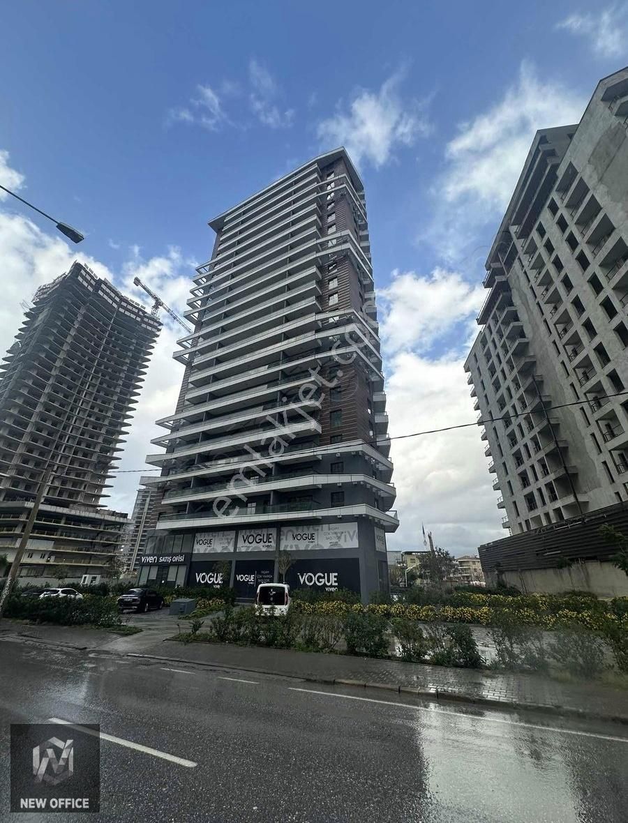 Bornova Yeşilova Satılık Residence Bornova Viven Vouge Da Satılık 1+1 Rezidans Daire