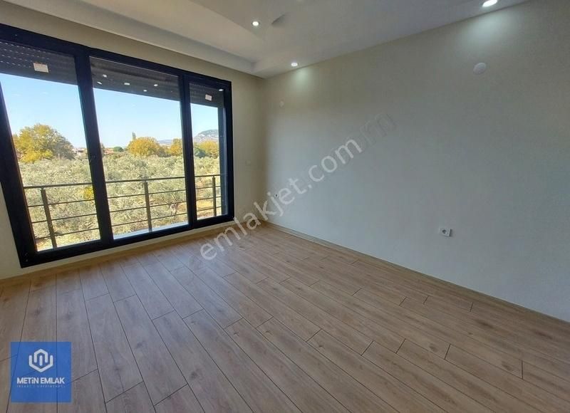 Altınoluk Satılık Sıfır Villa / Denize Yakın / Otoparklı / Bahçeli - Görsel 28