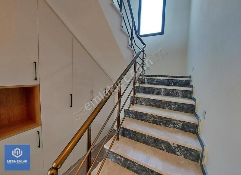 Altınoluk Satılık Sıfır Villa / Denize Yakın / Otoparklı / Bahçeli - Görsel 26