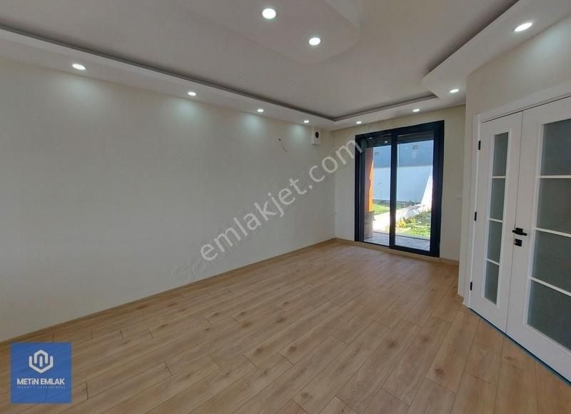 Altınoluk Satılık Sıfır Villa / Denize Yakın / Otoparklı / Bahçeli - Görsel 14