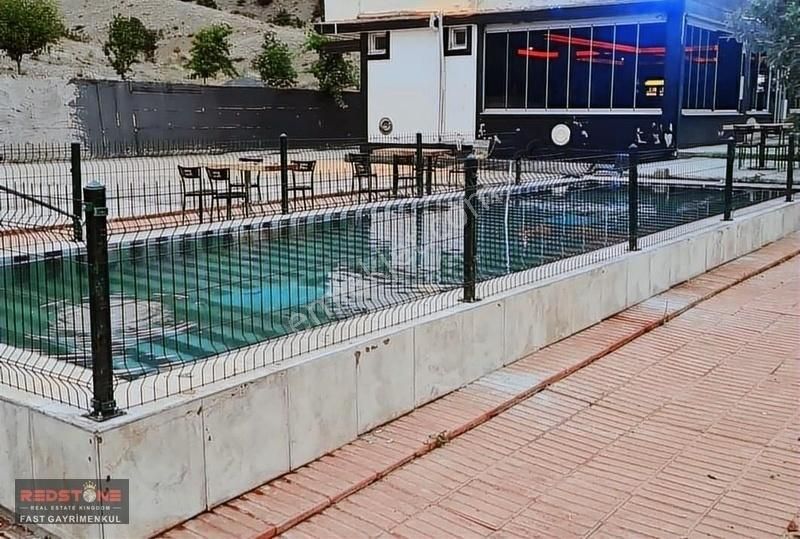 Pozantı Aşçıbekirli Devren Restaurant Redstone Fast;pozantı Aşçıbekirlide Devren Satılık İş Yeri