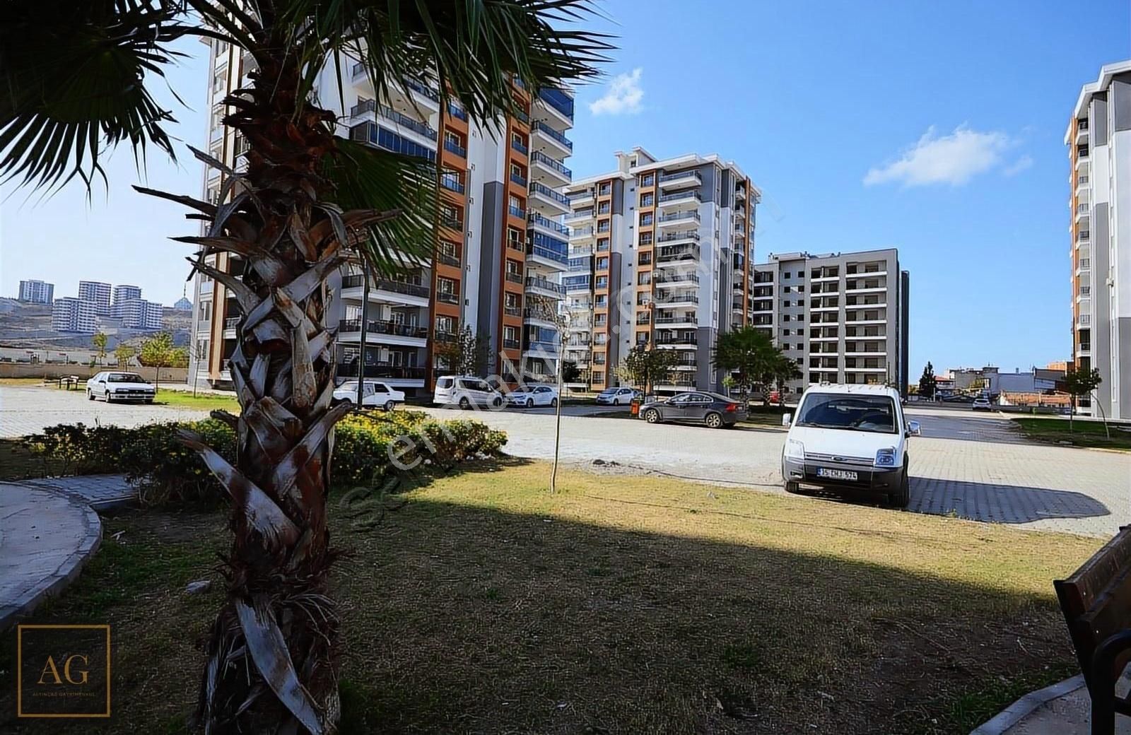 Menemen Ahıhıdır Satılık Daire İzmir Menemen Kubilay Sitesi Satılık 3+1