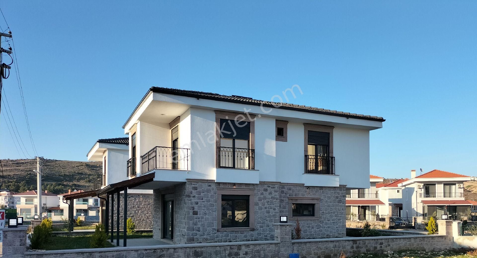 Ayvalık Küçükköy Satılık Villa Ayvalıkta Taş Mimarili Müstakil Sıfır Villa