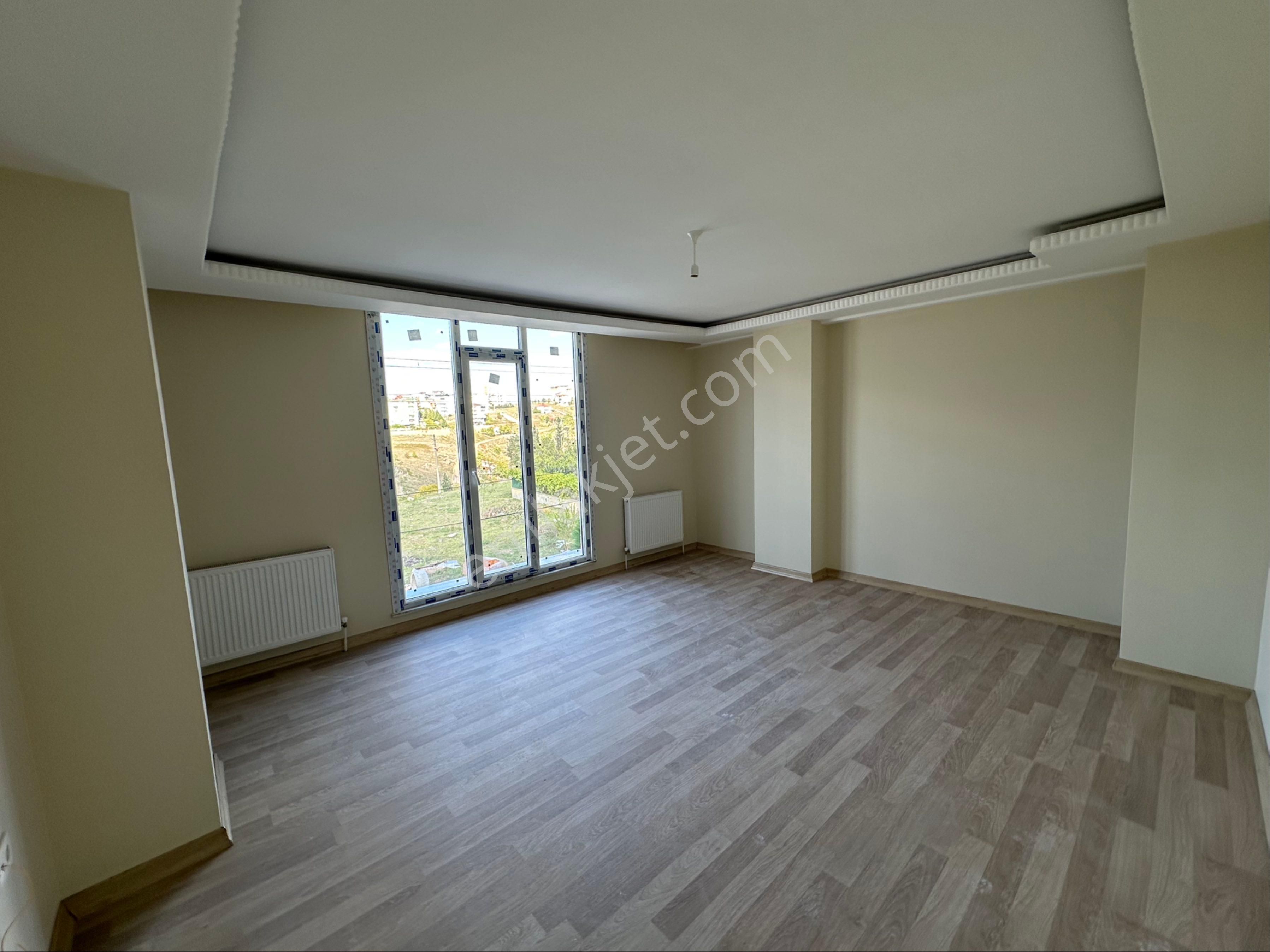 Çayırova Emek Satılık Daire Emek Mah 170m² 3+1 Dubleks Daire..