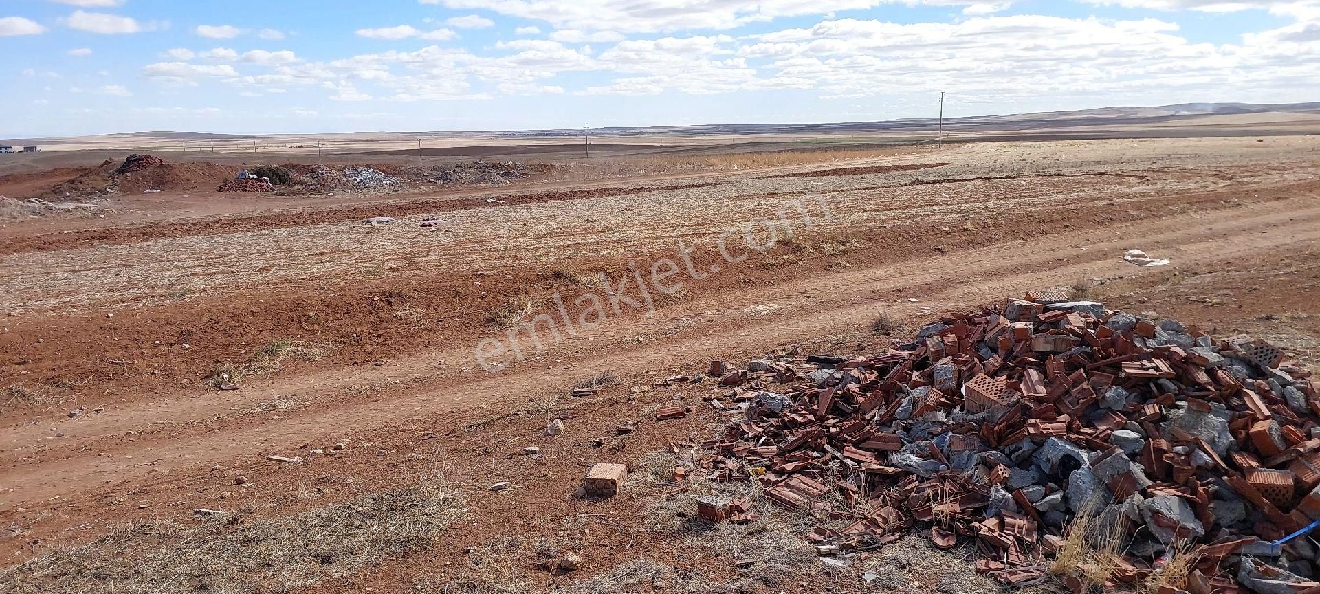 Cihanbeyli Yeniceoba Satılık Konut İmarlı Hastaneye 500 Metre Konut İmarli