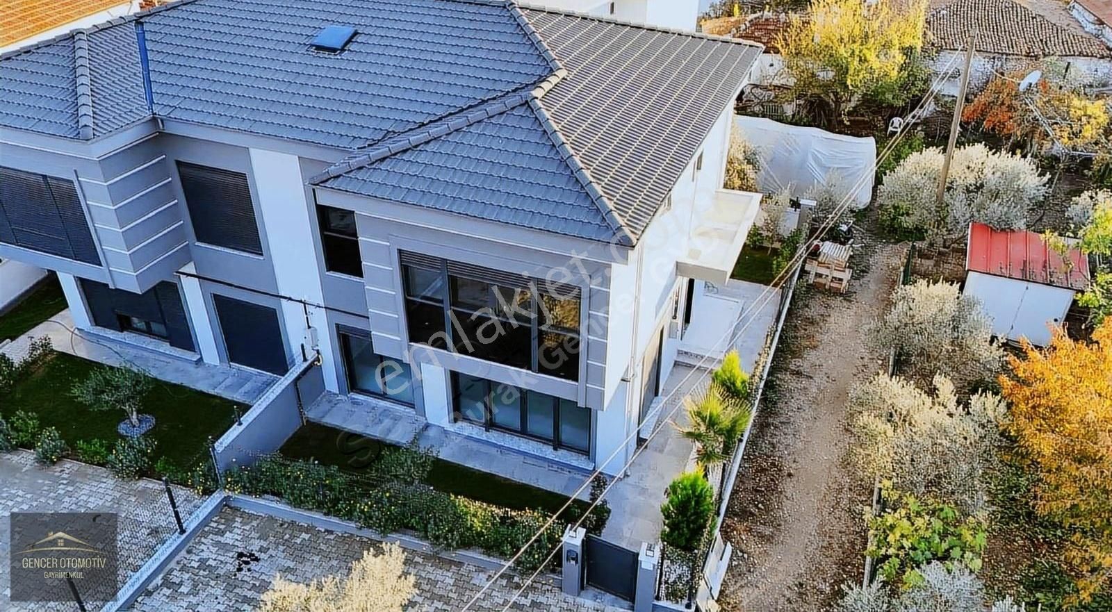 Menteşe Ortaköy Satılık Villa Ortaköyün Merkezi Konumda 3+1 Lüx Villa 150 M2 Sıfır