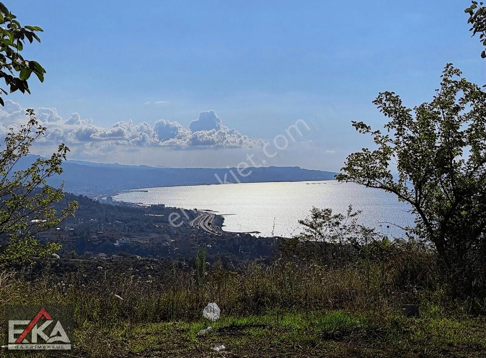 Çarşıbaşı Kaleköy Satılık Turizm İmarlı Eka' Deniz Manzaralı Yatırımlık İmarlı Arsa 1.217 M2