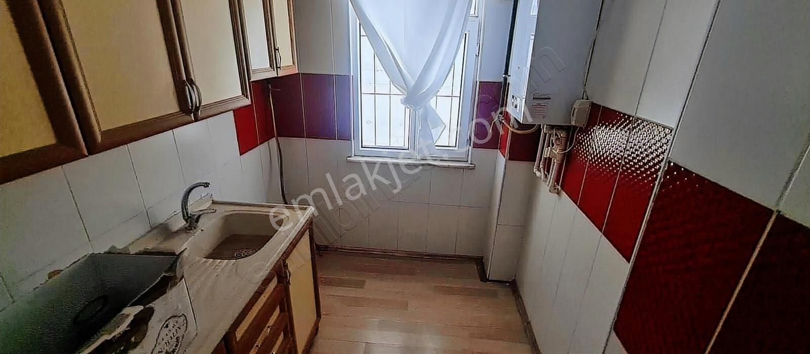 Avcılar Merkez Kiralık Daire Avcılar Merkez 3+1 Yabancı Yerliye Uygun Kiralık Daire