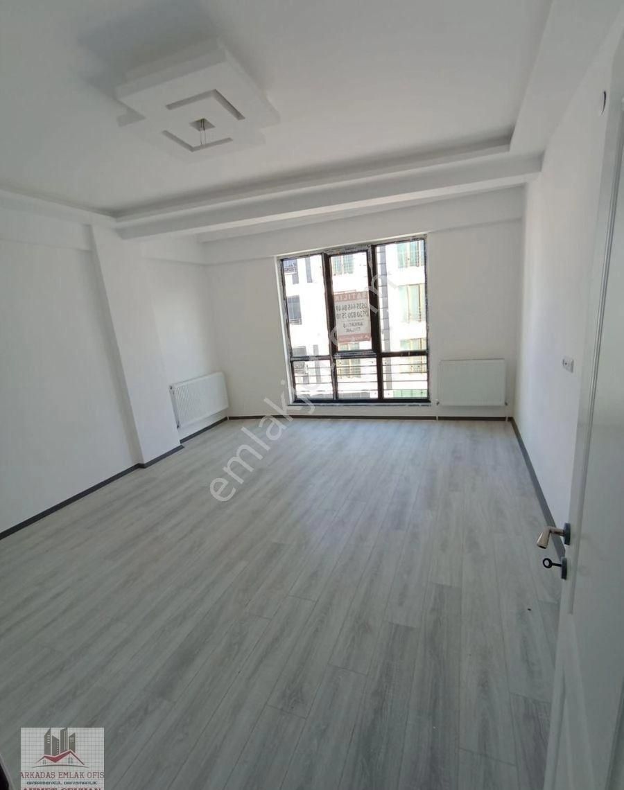 Çorum Merkez Kale Kiralık Daire Arkadaş Emlaktan Satılık 2+1 Daire