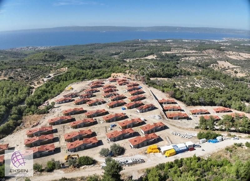 Çanakkale Merkez Çınarlı Köyü Satılık Villa Çanakkale Çınarlı'da Boğaz Manzaralı Orman Cepheli Satılık Villa