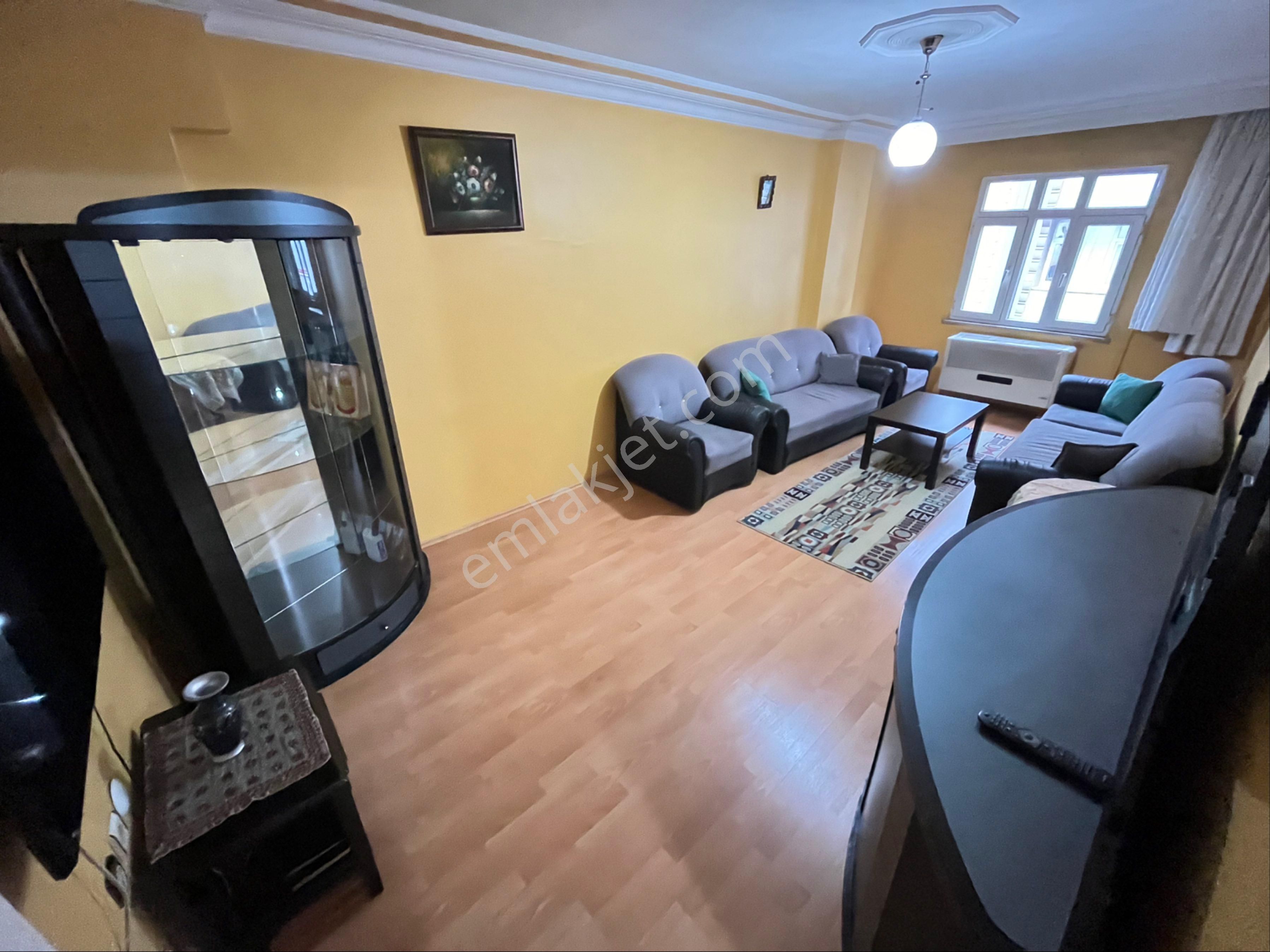 Gaziosmanpaşa Merkez Kiralık Daire Merkez Mah. Tramvaya Yakın 2+1 100m2 2.kat Ful Eşyalı Daire