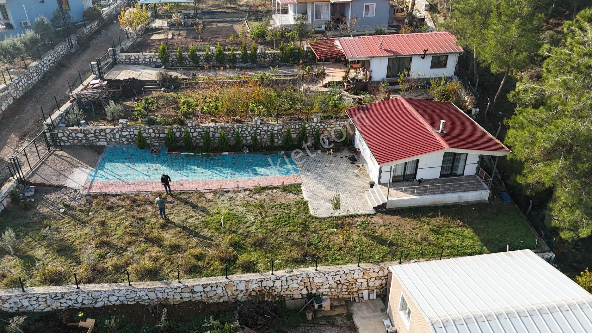 İzmir Ataköyde Satılık 538 M2 Bahçe 75 M2 Betonarme Ev - Görsel 2