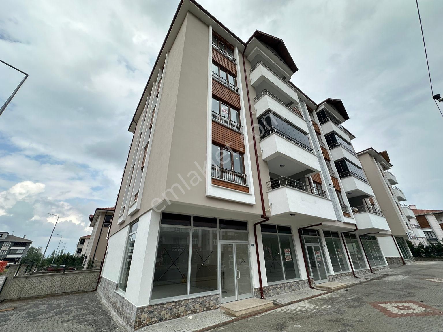 Akşehir Gazi Satılık Daire A-k Emlaktan Gazi Mah Cadde Cephe 4+1 Lüx Satılık Daire