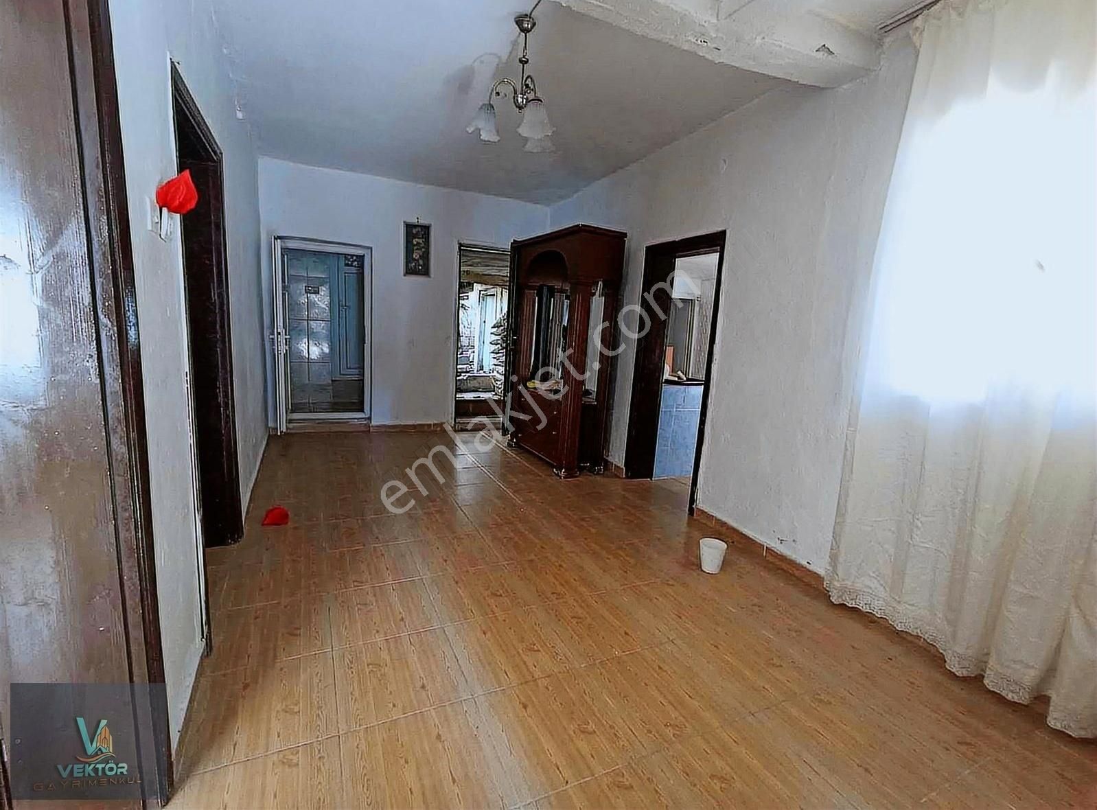 Yüregir Cumhuriyet Mah İki Katlı 2+1 Bagımsız Satılık Müstakil - Görsel 8