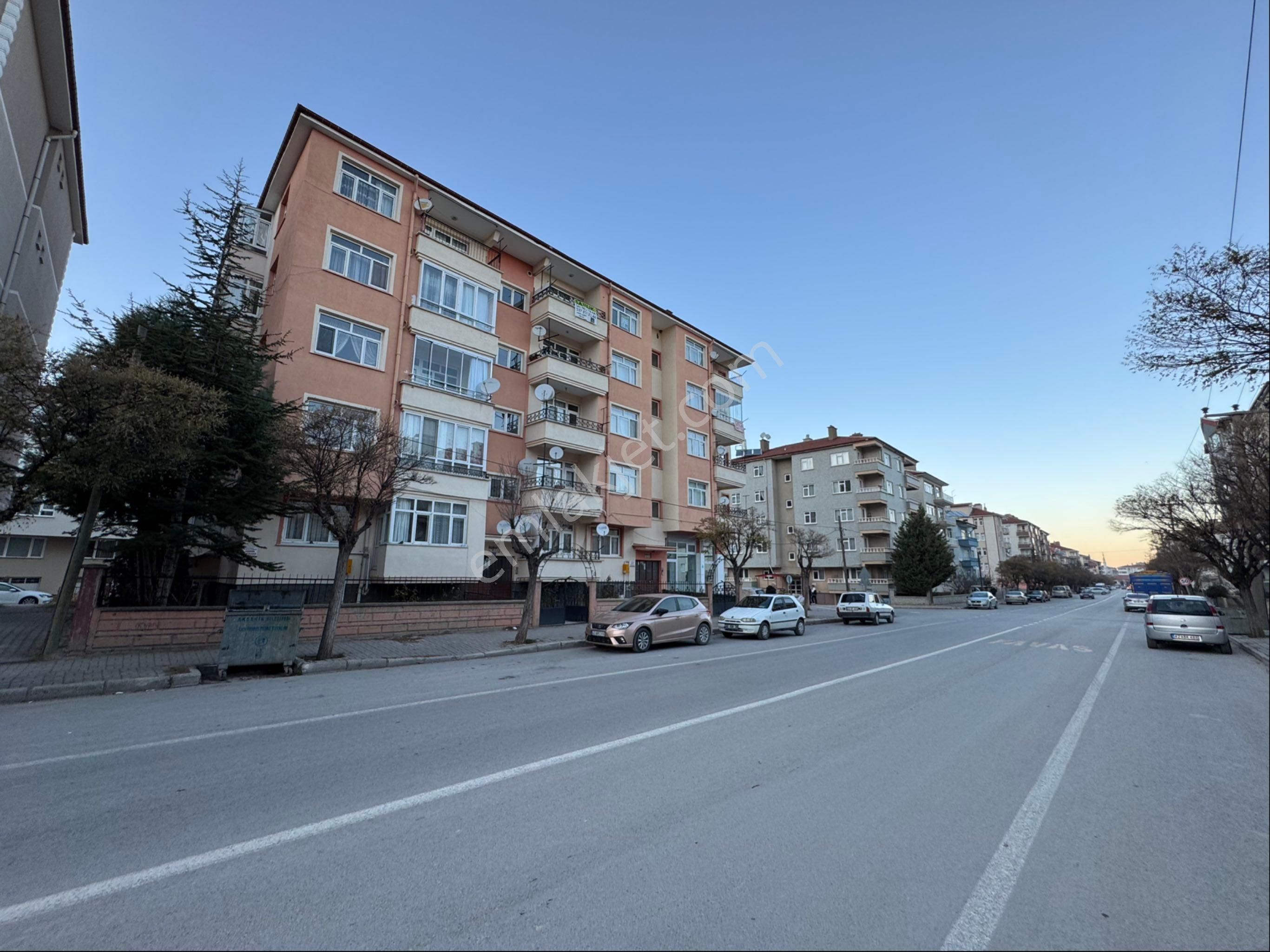 Akşehir Yeni Satılık Daire A-k Emlaktan Koşuyolunda 3+1 Cadde Cepheli Satılık Daire