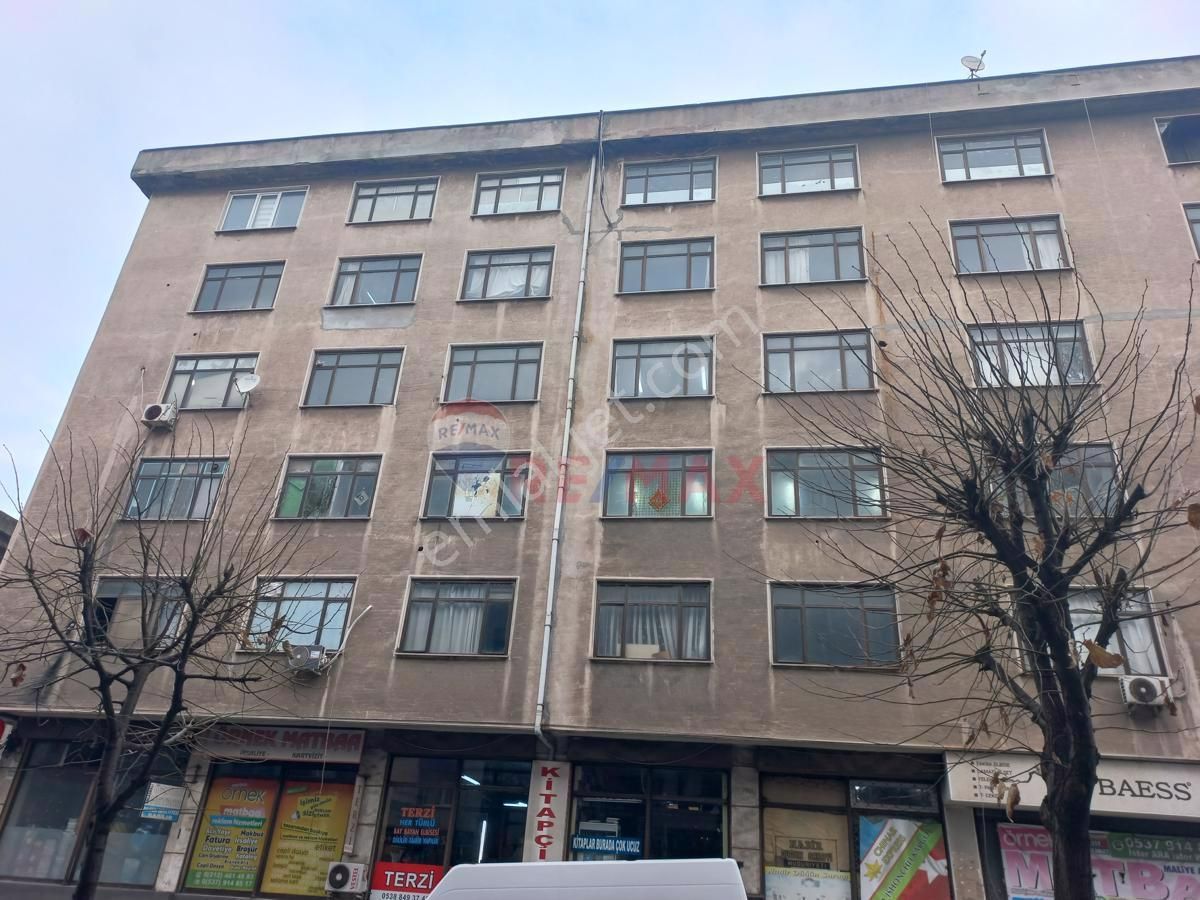 Bağcılar Yıldıztepe Satılık Plaza Katı Bağcılar Bakırköy Yolu Üzeri Cadde Cepheli Satılık 600 M2 Kat