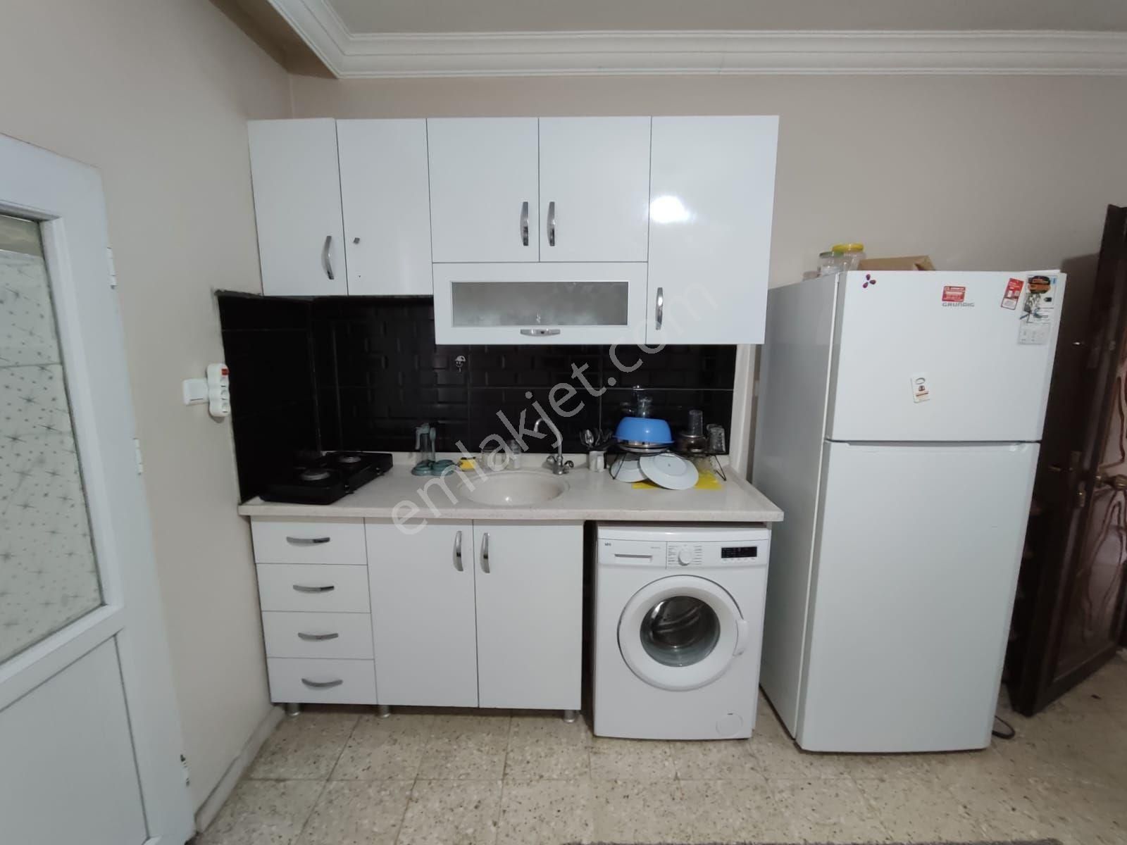 Seyhan Yeşilyurt Kiralık Daire 1+1 Eşyalı Balkonlu Daire