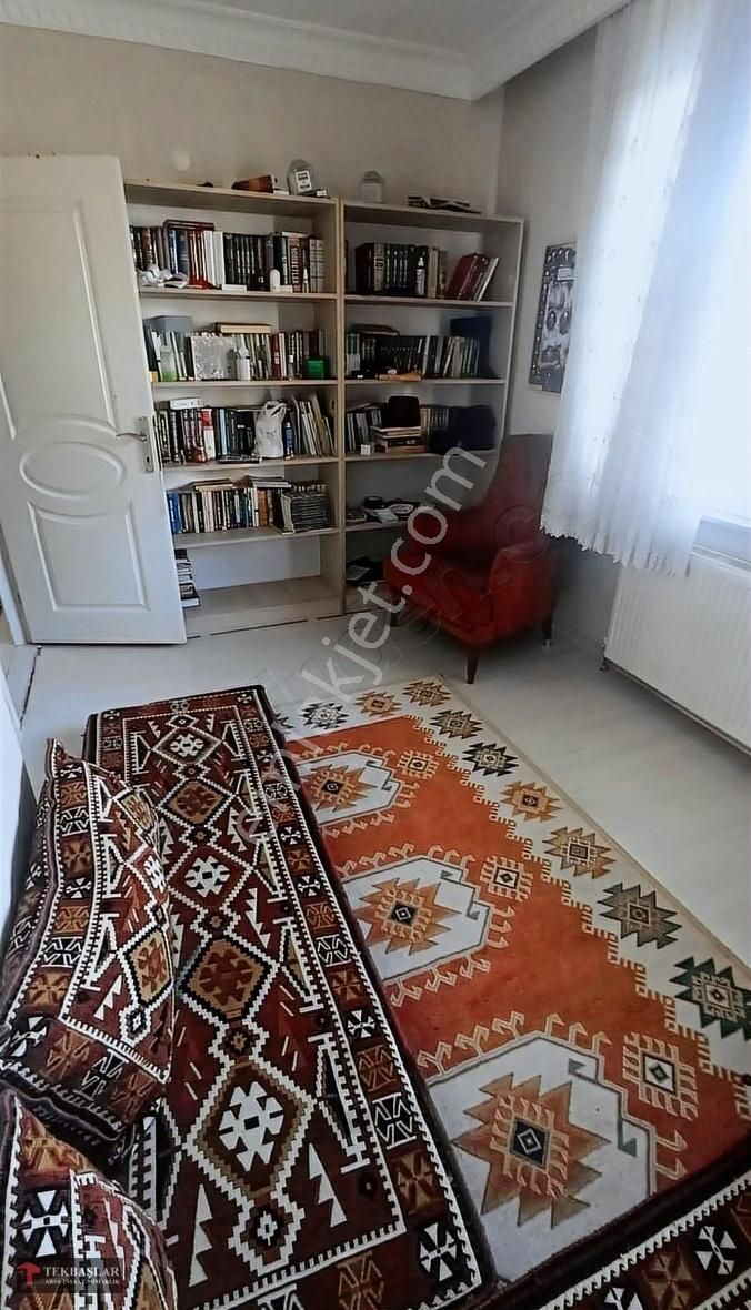 Arnavutköy Hicret Satılık Daire Arnavutköy Hicret Mah.de 2.350.000 Satılık 2+1 Y.giriş Daire