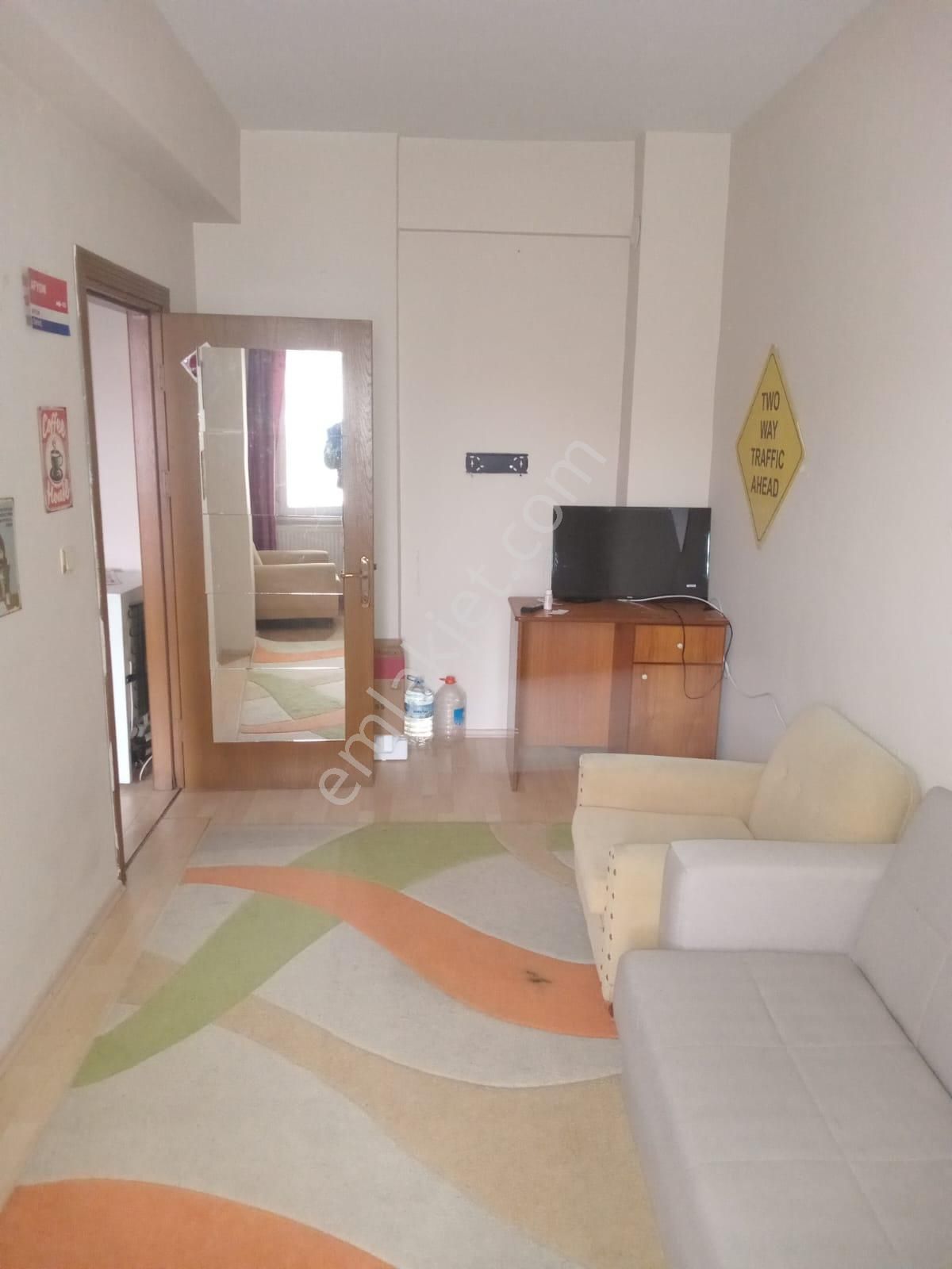 Tepebaşı Yenibağlar Kiralık Daire Kd142- Yenibağlar Mah 1+1 Full Eşyalı Temiz Kiralık Daire