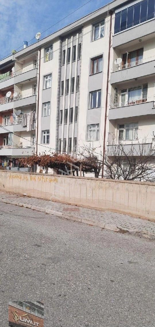 Selçuklu Cumhuriyet Satılık Daire Cumhuriyet Mahallesi 3+1 Yüksek Giriş Bakımlı Satılık Daire