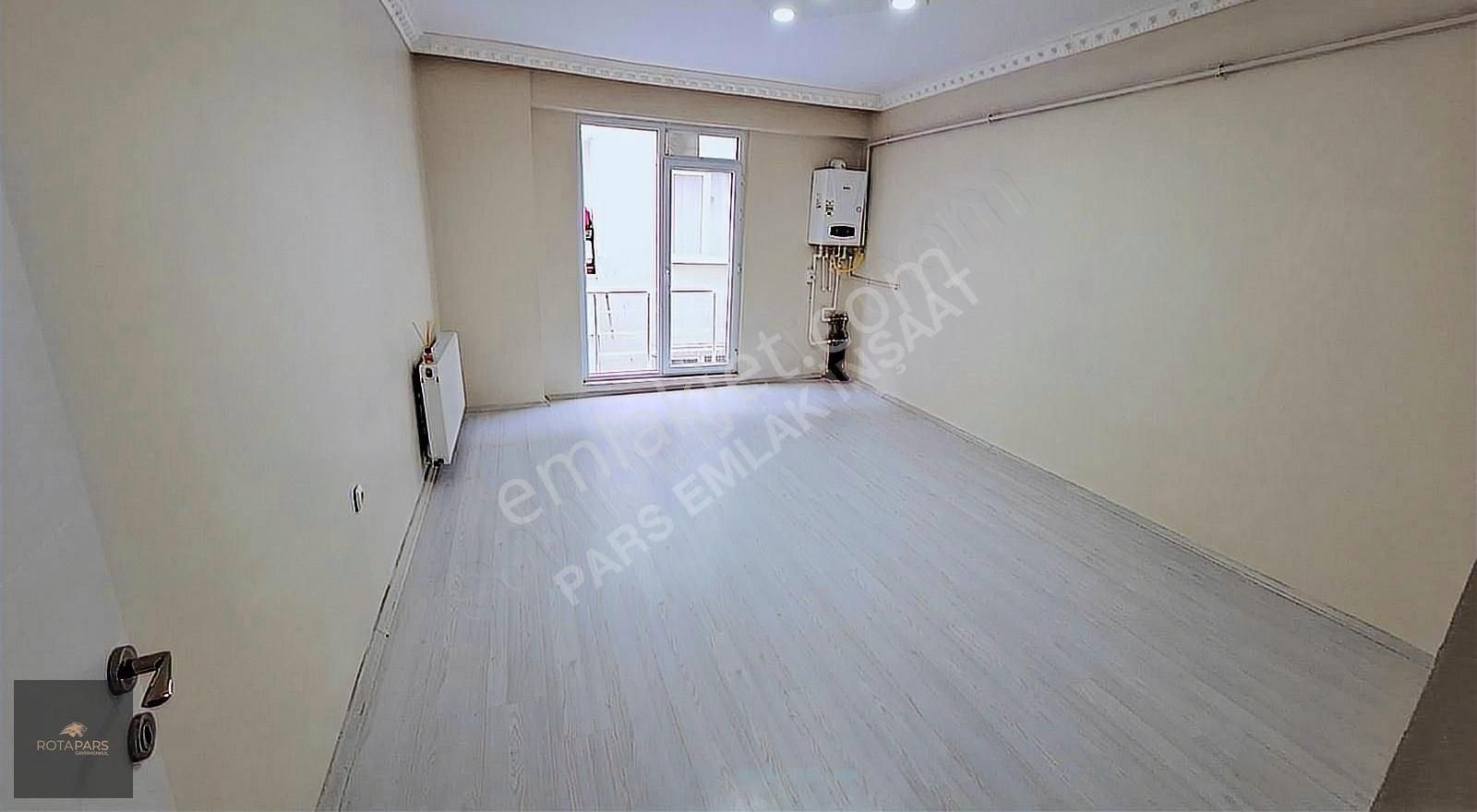 Kars Merkez Cumhuriyet Satılık Daire ️doğuş Pastahanesine Yakın 1+1 50 M² Apart Daire