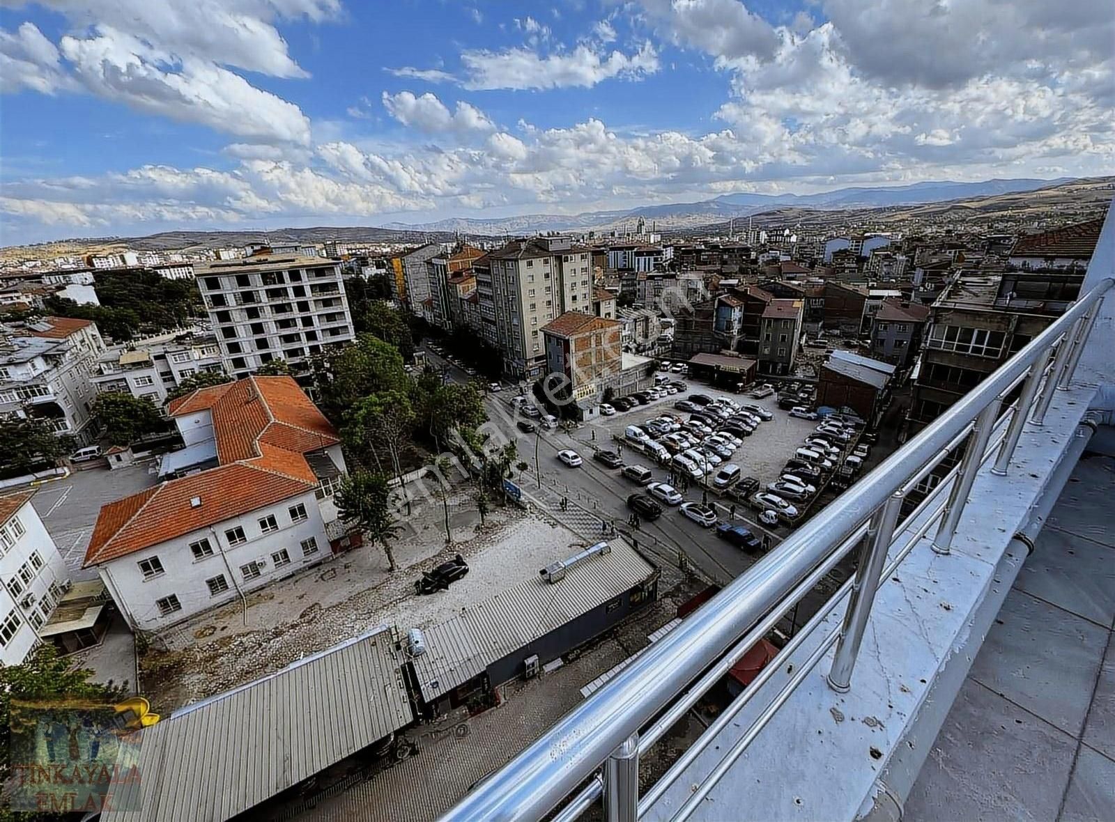 Elazığ Merkez İcadiye Kiralık Dükkan & Mağaza -çetinkayalar-hürriyet Caddesinde Kiralık Dübleks+verandalı