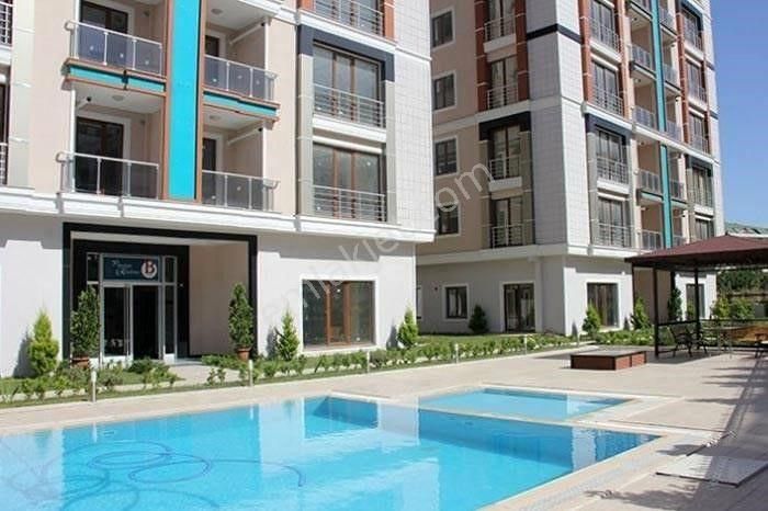 Büyükçekmece Pınartepe Satılık Daire Büyük Çekmecede Site İçinde 3+1 Satılık Lüks Daire