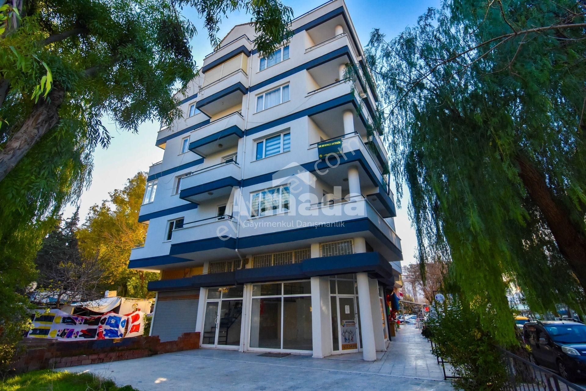 Kuşadası Cumhuriyet Satılık Daire Kuşadası Adliyesi Yanında Satılık 3+1 Daire