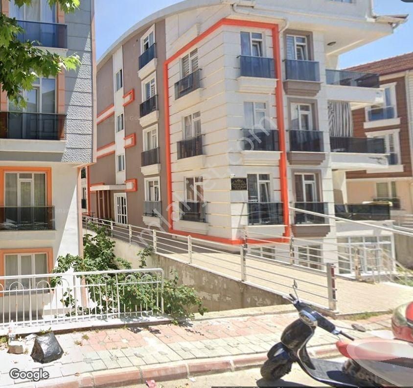 Isparta Merkez Modern Evler Satılık Daire Isparta Merkez Modernevler Mahallesinde Satılık Yatırımlık Apart