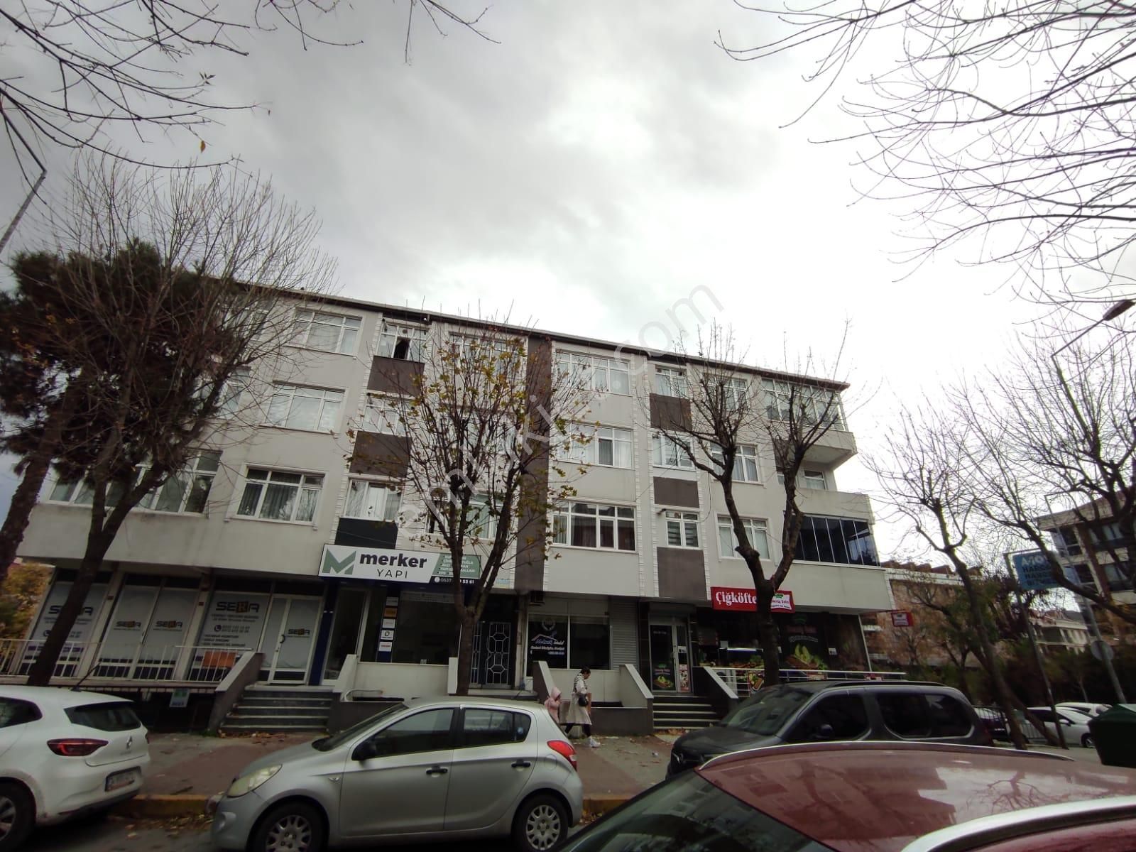 Bahçelievler Bahçelievler Satılık Daire Bahçelievler Deli Hüseyinpaşa Caddesi Üzerinde 2+1 Satılık Daire