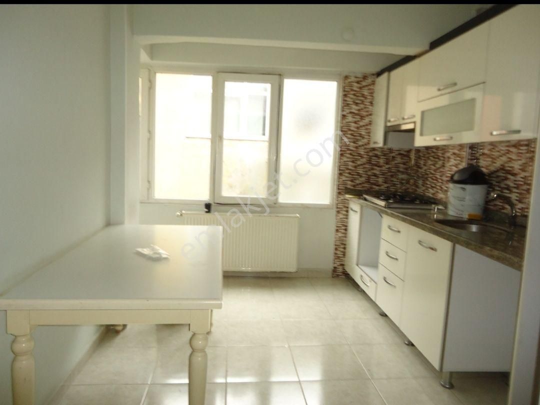 Bahçelievler Şirinevler Kiralık Daire S.evler Merkezde Metrobüse 4dk. 2+1 95m2 Full Yapılı Klimalı Lüx Daire