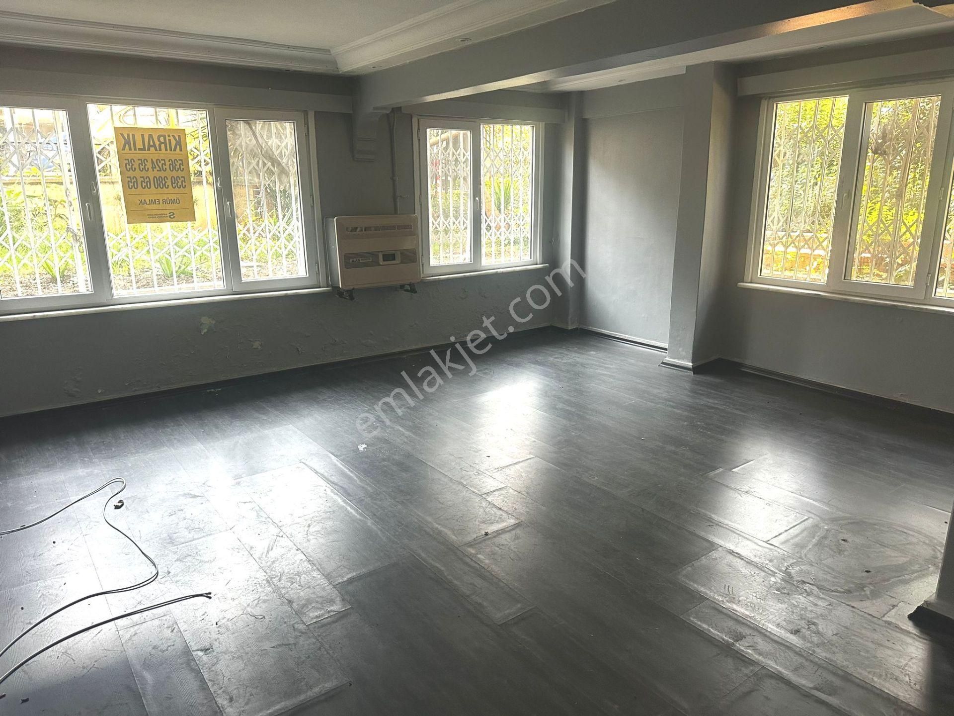 Bahçelievler Ömür Plaza Arakası Bahçe Katı 1+1 80 M2 Satılık Daire