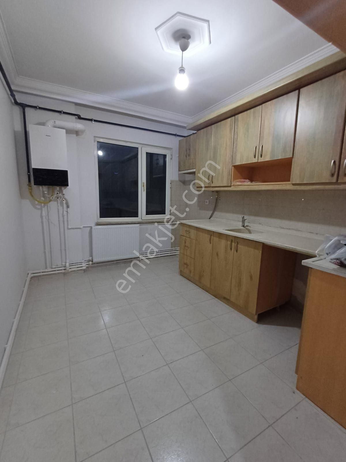 İlkadım Bahçelievler Kiralık Daire Samsun İlkadım Bahçelievler Mahallesi'nde Asansörlü Mükemmel Lokasyonda 3+1 Kiralık Daire