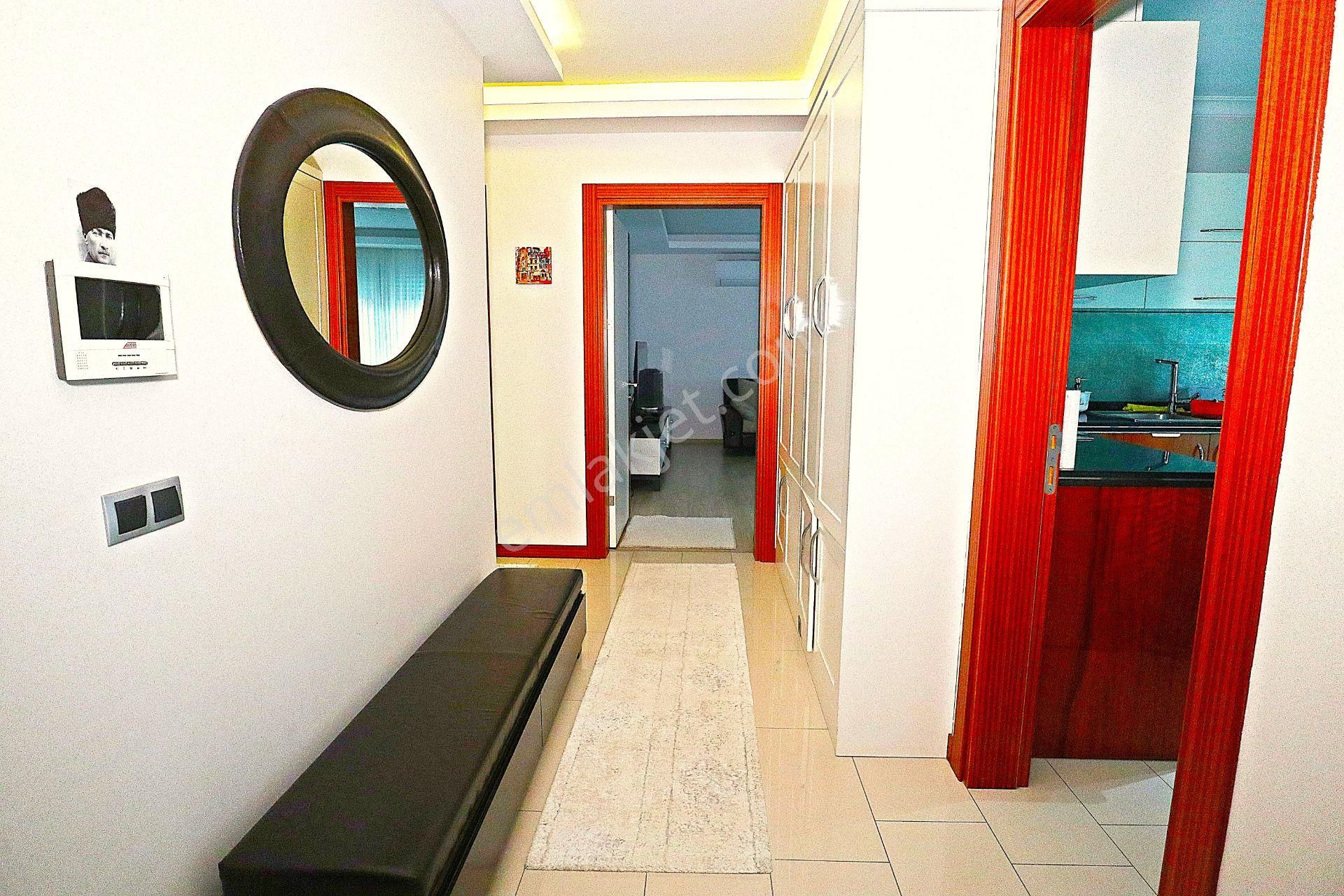 Acil Satılık 10 Yaşında Asansörlü,otoparklı Arakat Köşe Daire - Görsel 8