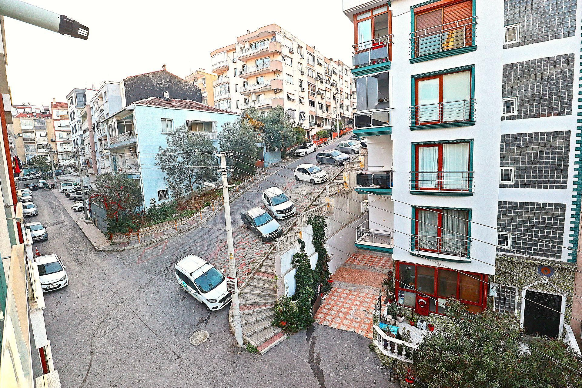 Acil Satılık 10 Yaşında Asansörlü,otoparklı Arakat Köşe Daire - Görsel 15