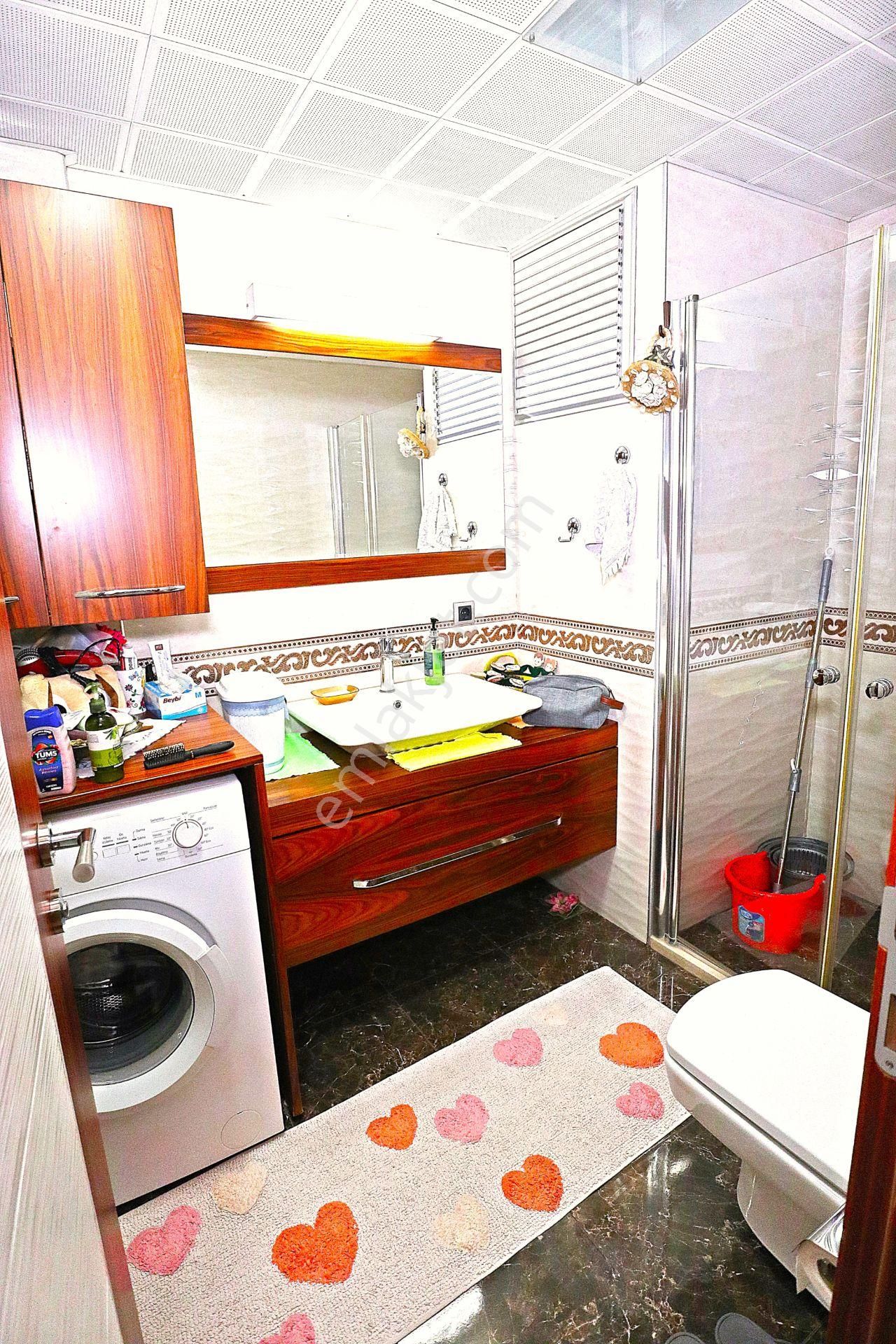 Acil Satılık 10 Yaşında Asansörlü,otoparklı Arakat Köşe Daire - Görsel 18