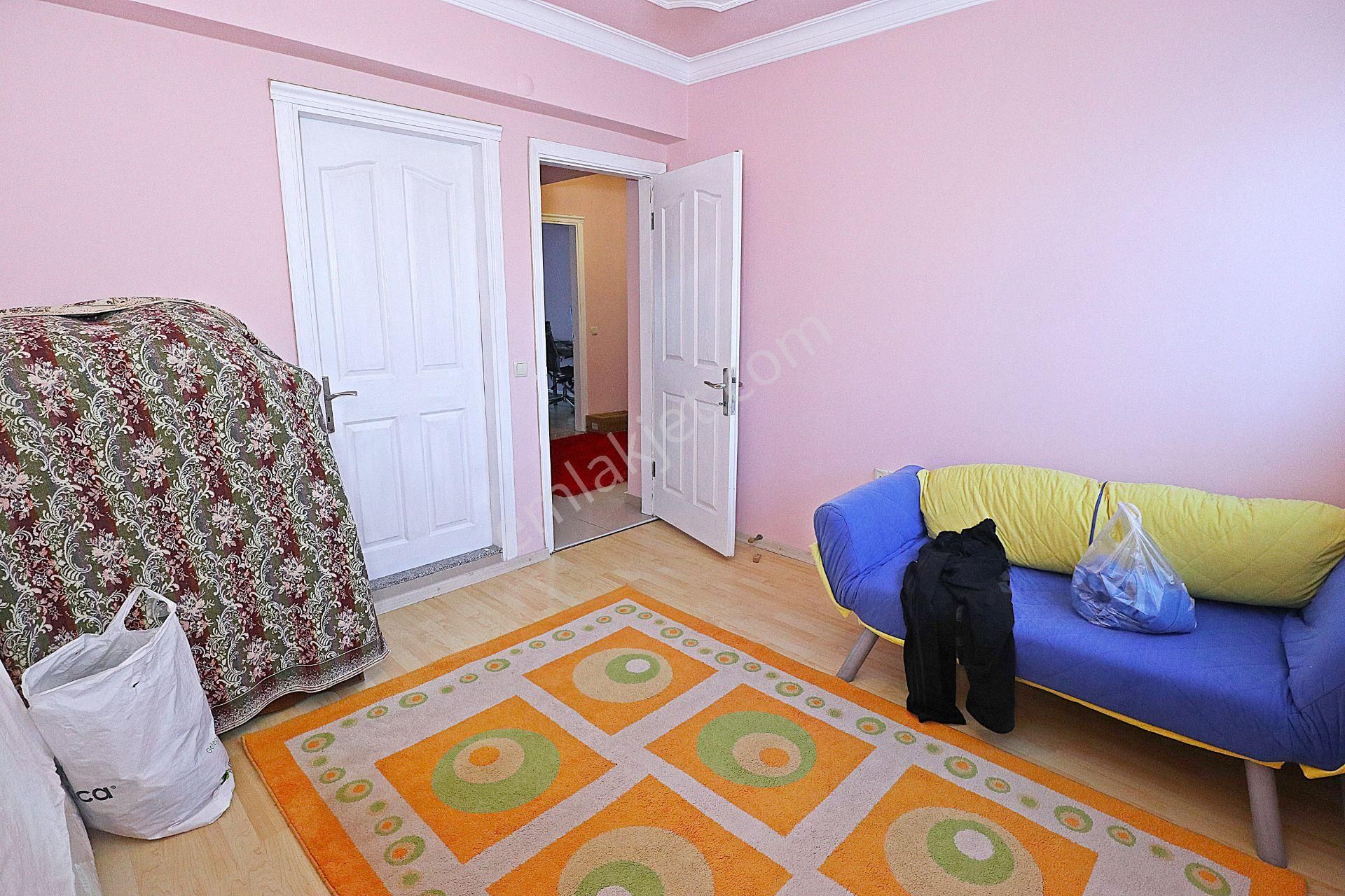 Deniz Manzaralı 200 M2 10 Yaşında Asansörlü,otoparklı Arakat Köşe Geniş Daire - Görsel 22