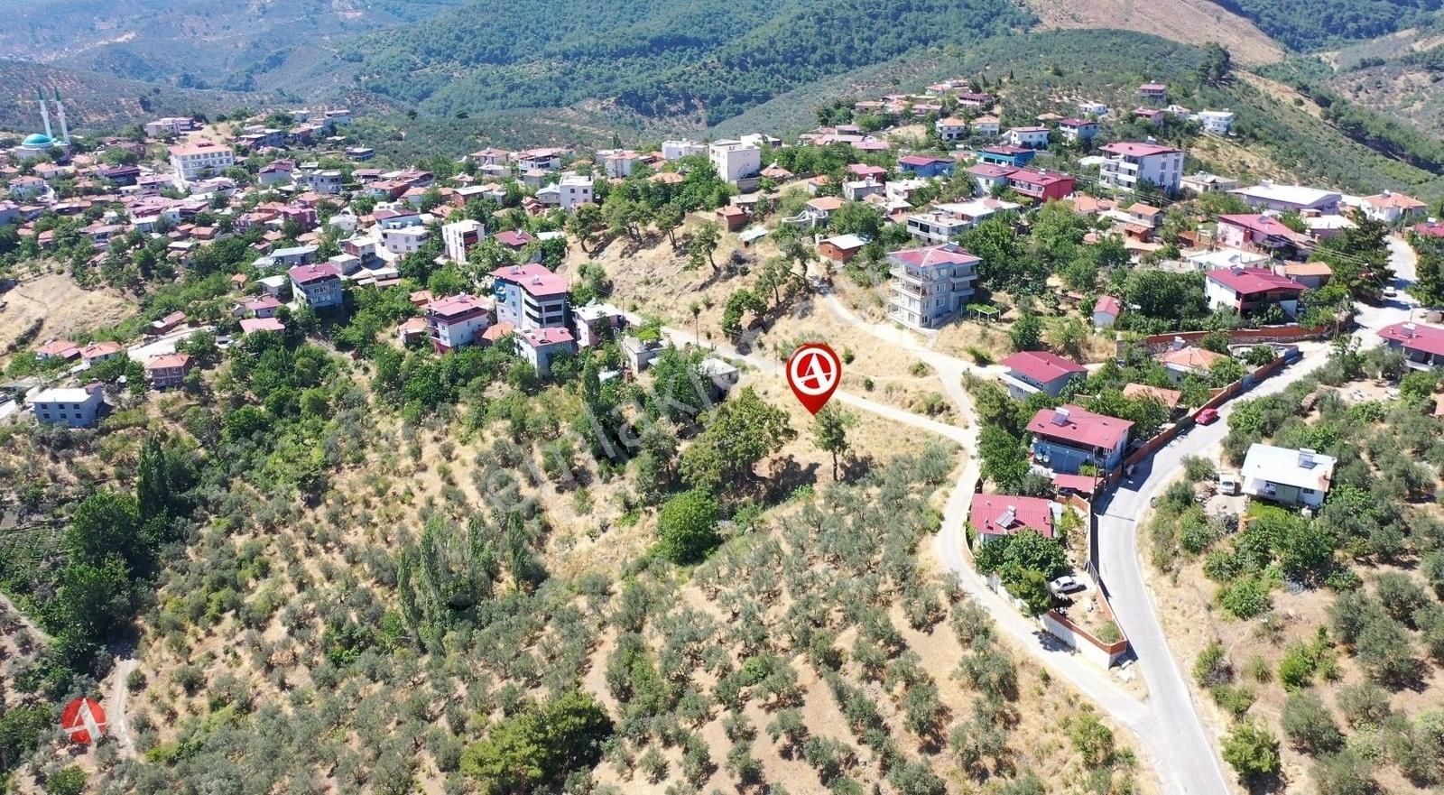 Edremit Ortaoba Satılık Konut İmarlı Edremit Ortaoba, Köy İçinde Panoramik Manzaralı İmarlı Arsa