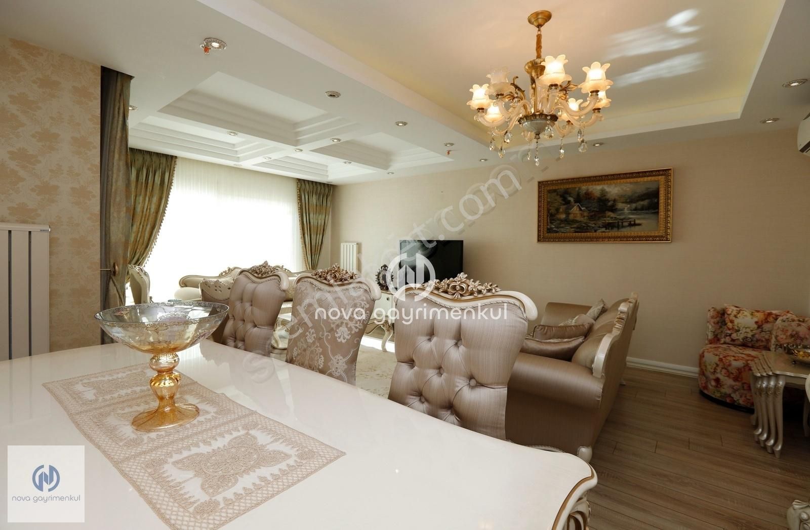 **nova** Çiftlikköy'de Süper Lüks Geniş Eşyalı Satılık 4+1 Daire - Görsel 4